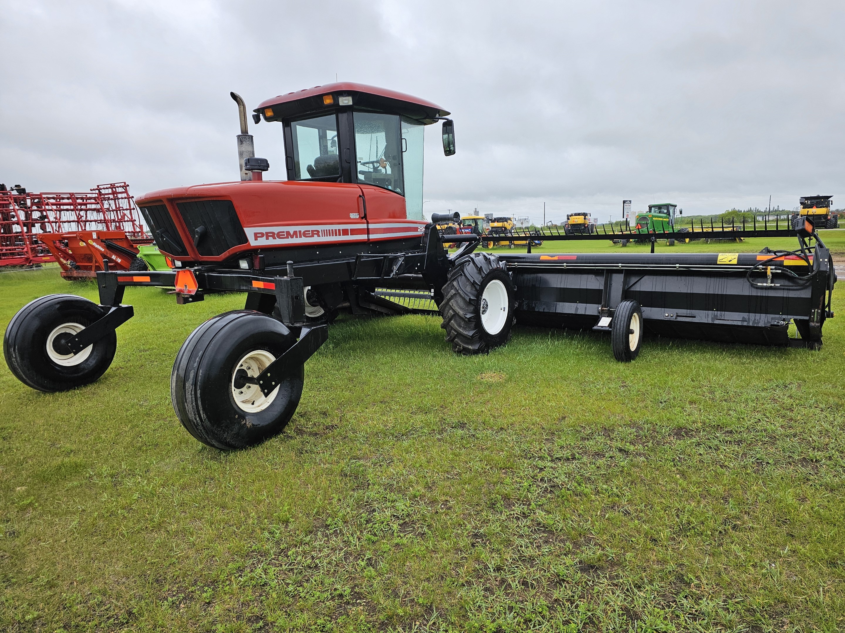 2002 MacDon 2940 Windrower