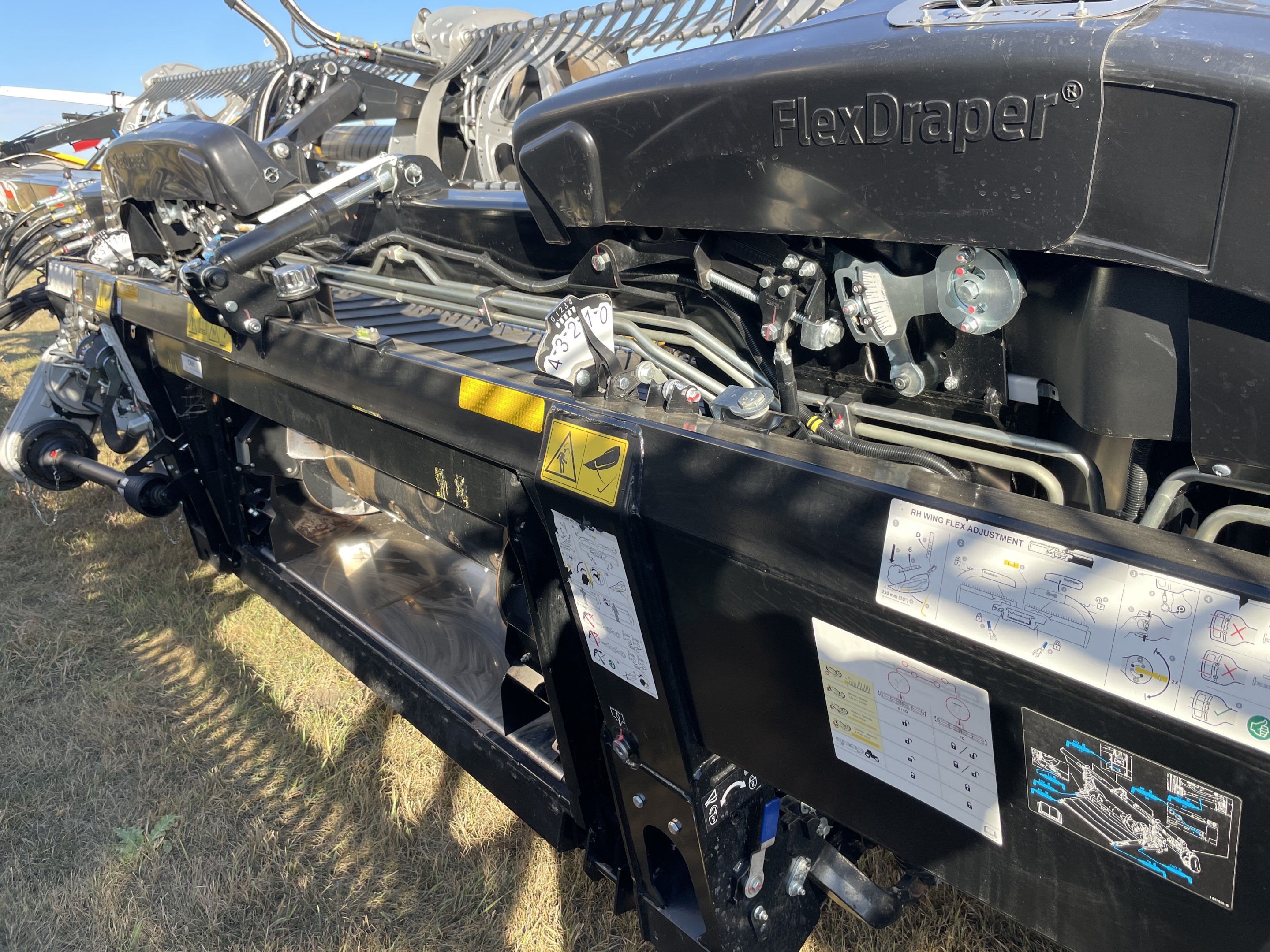 2023 MacDon FD240 Header Draper Flex