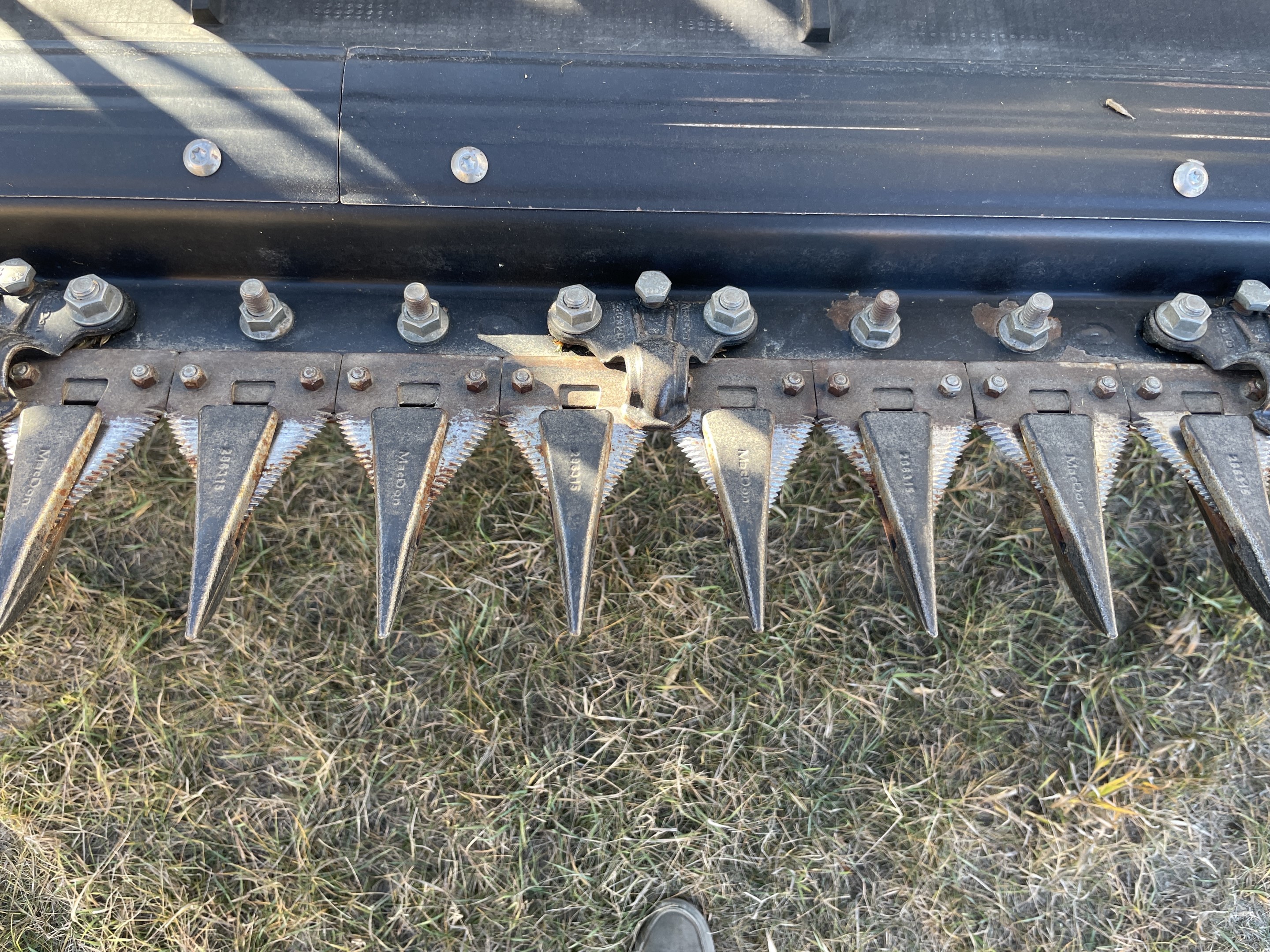 2023 MacDon FD240 Header Draper Flex