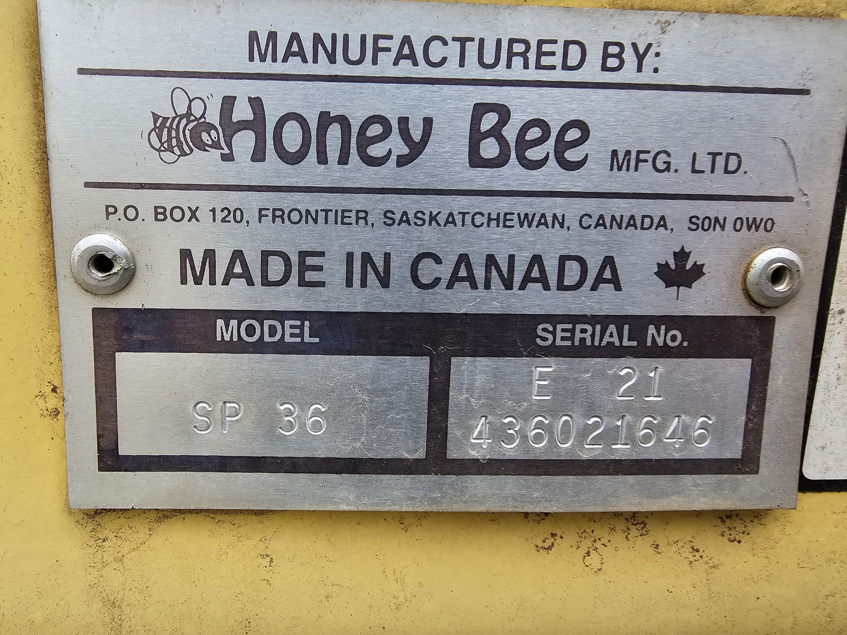 2004 Honey Bee SP36 Header Draper