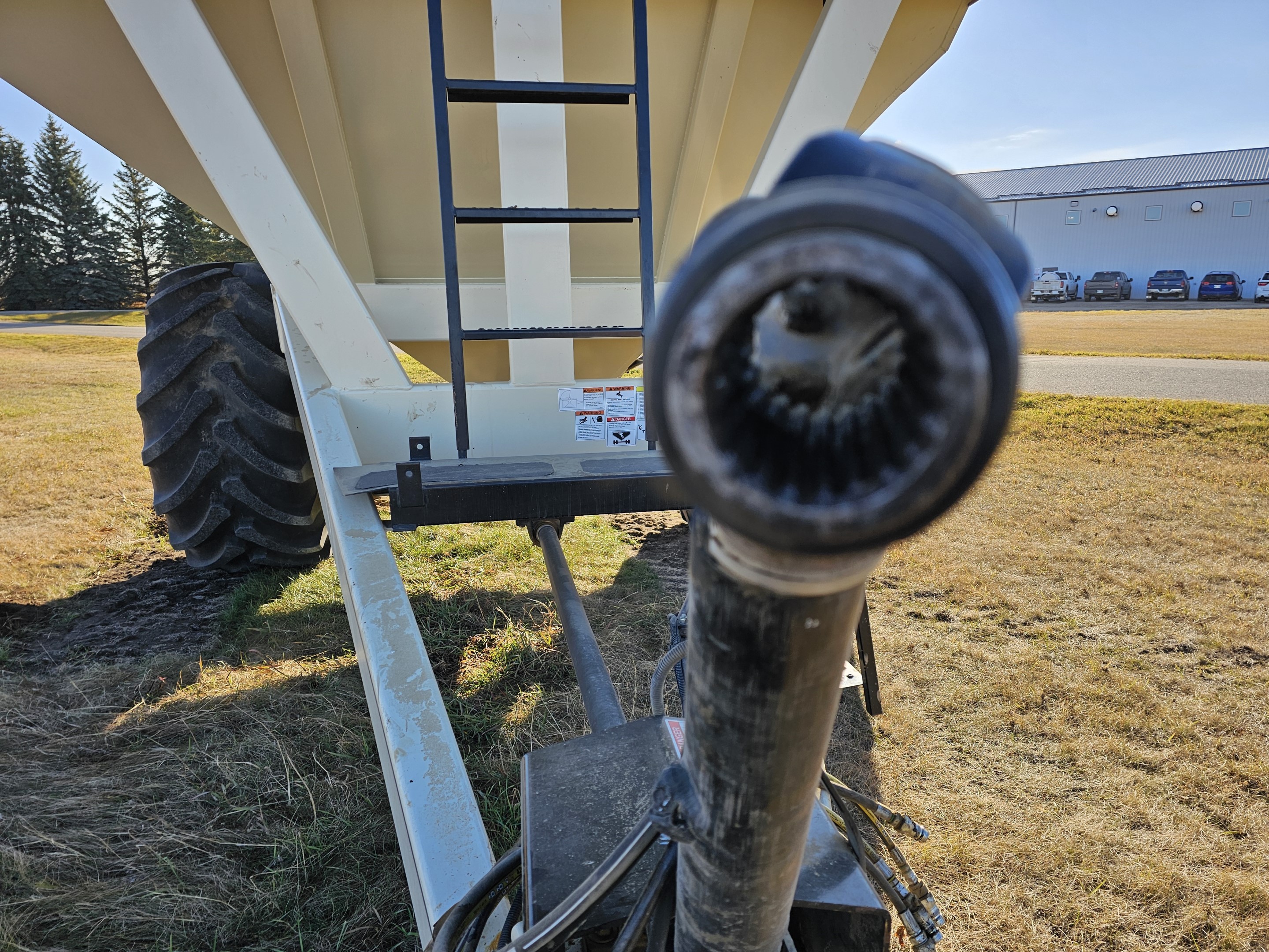 2005 Bourgault 750 Grain Cart