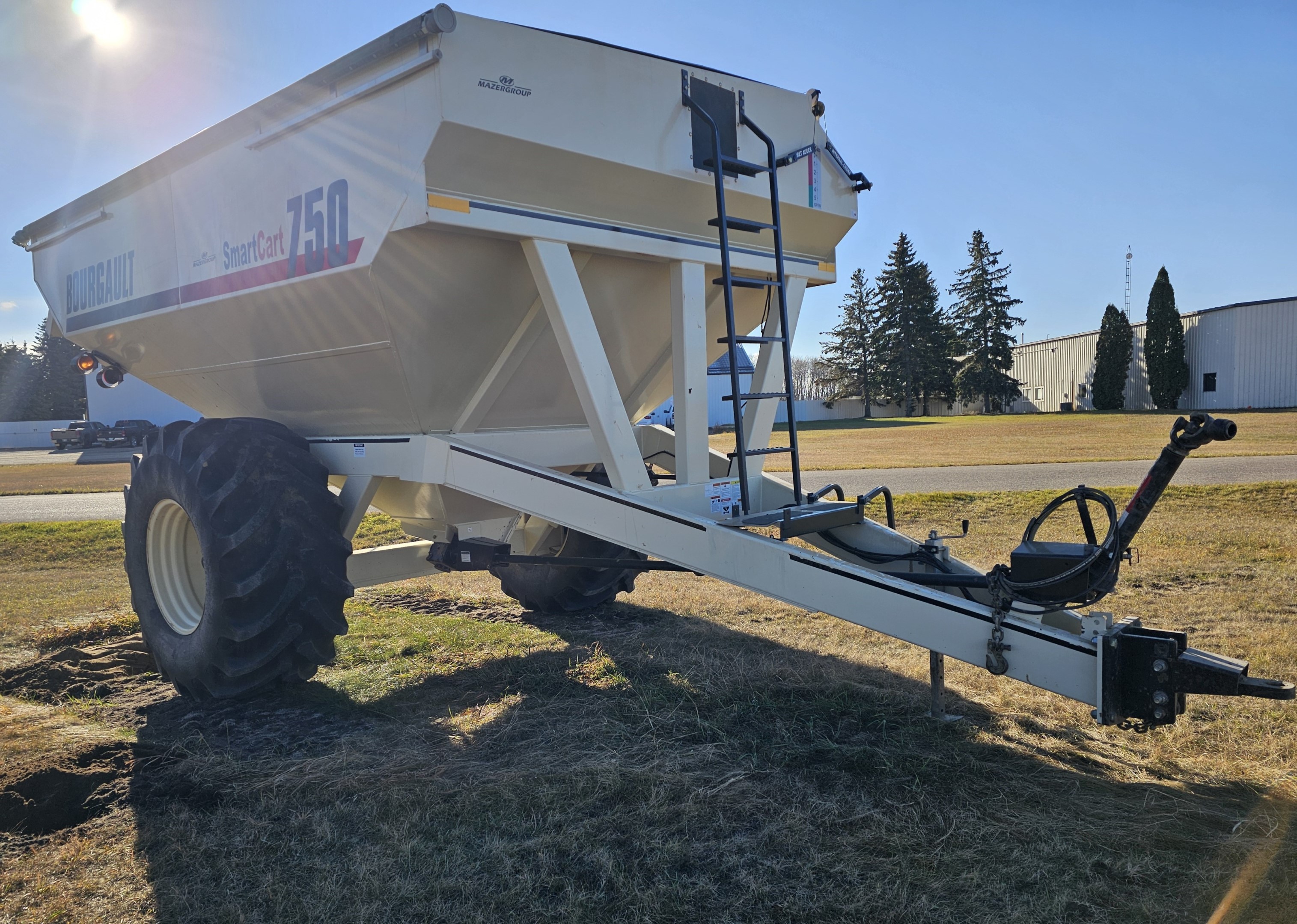 2005 Bourgault 750 Grain Cart