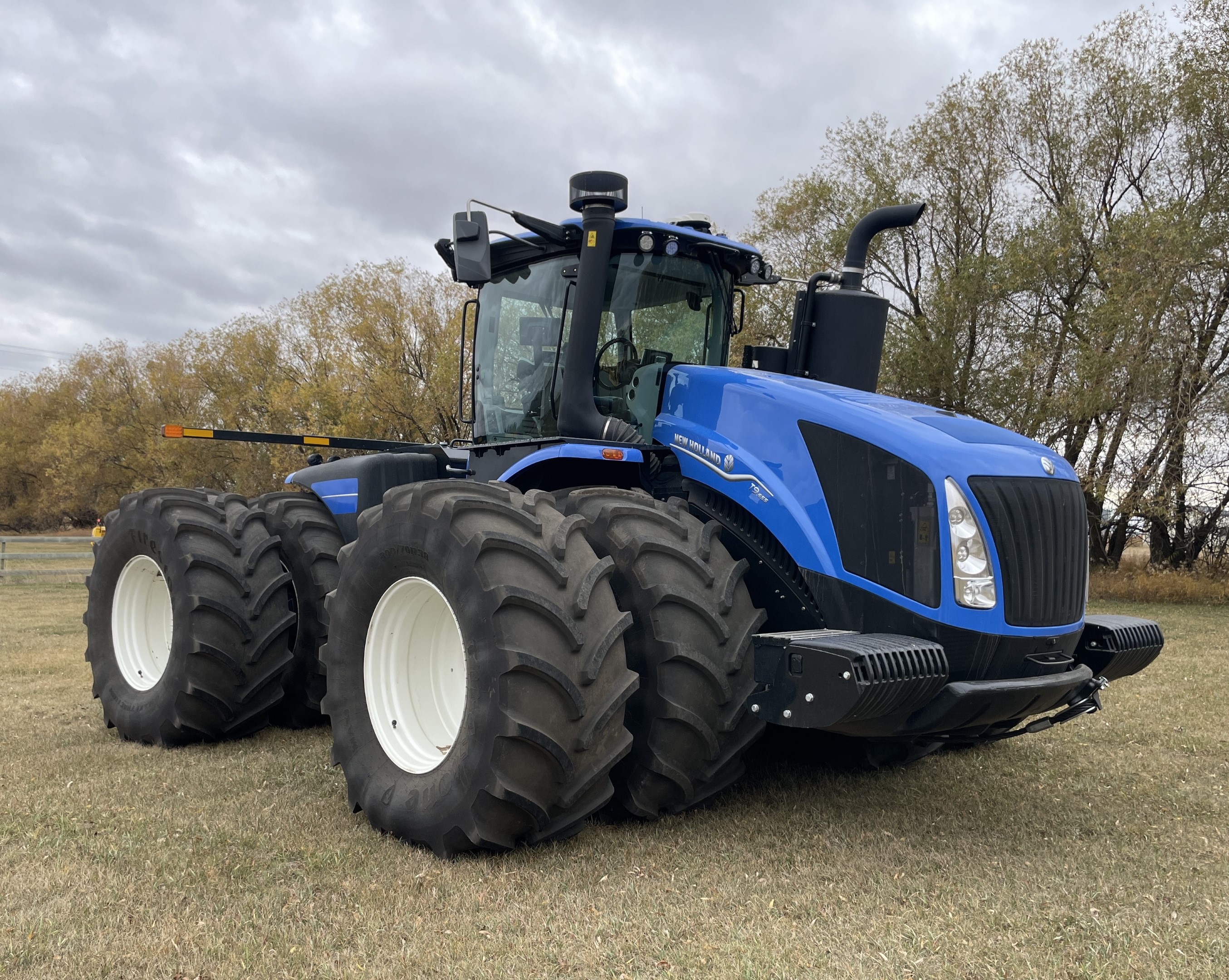 2024 New Holland T9.655 PLMI Tractor 4WD