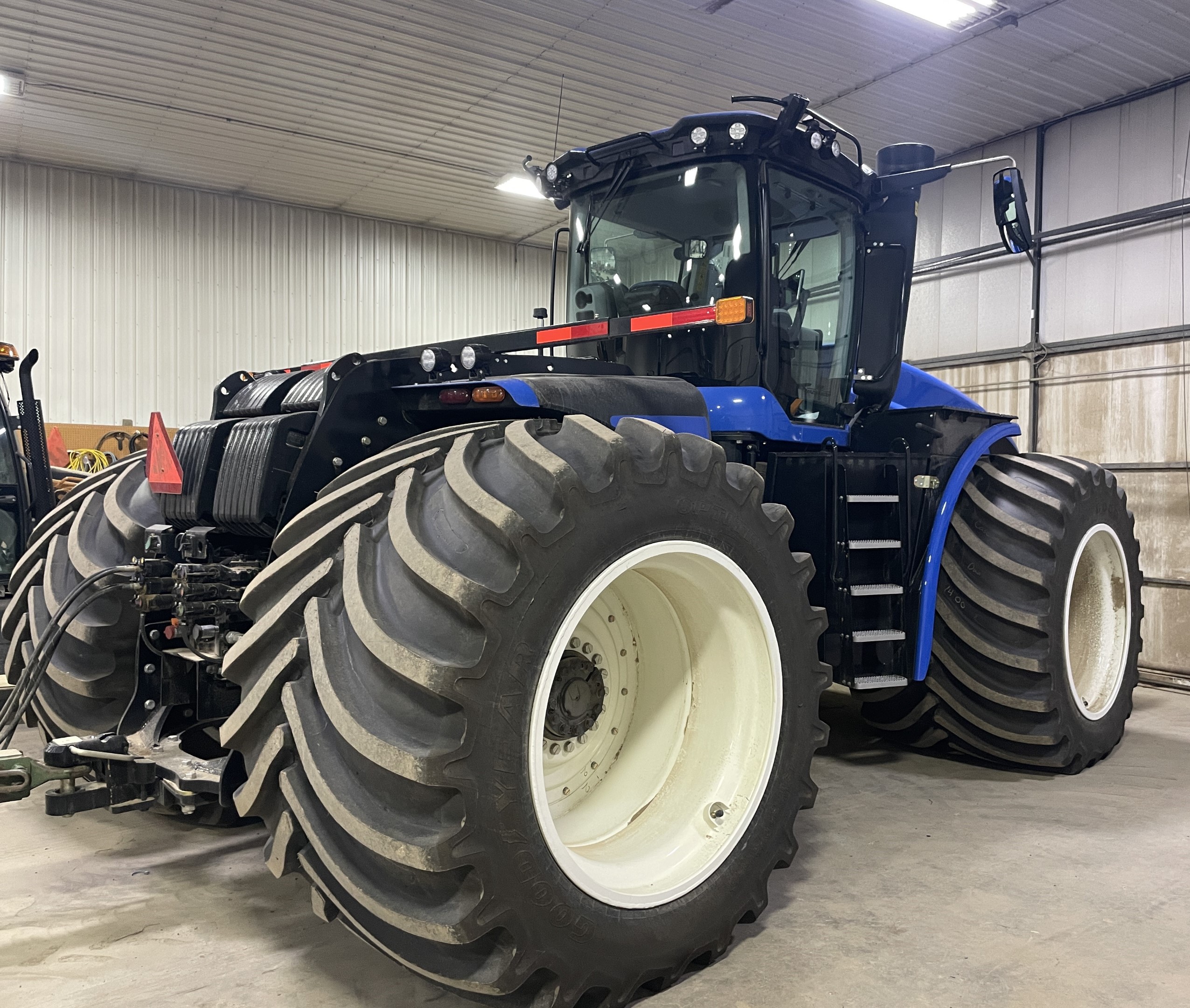 2024 New Holland T9.655 PLMI Tractor 4WD