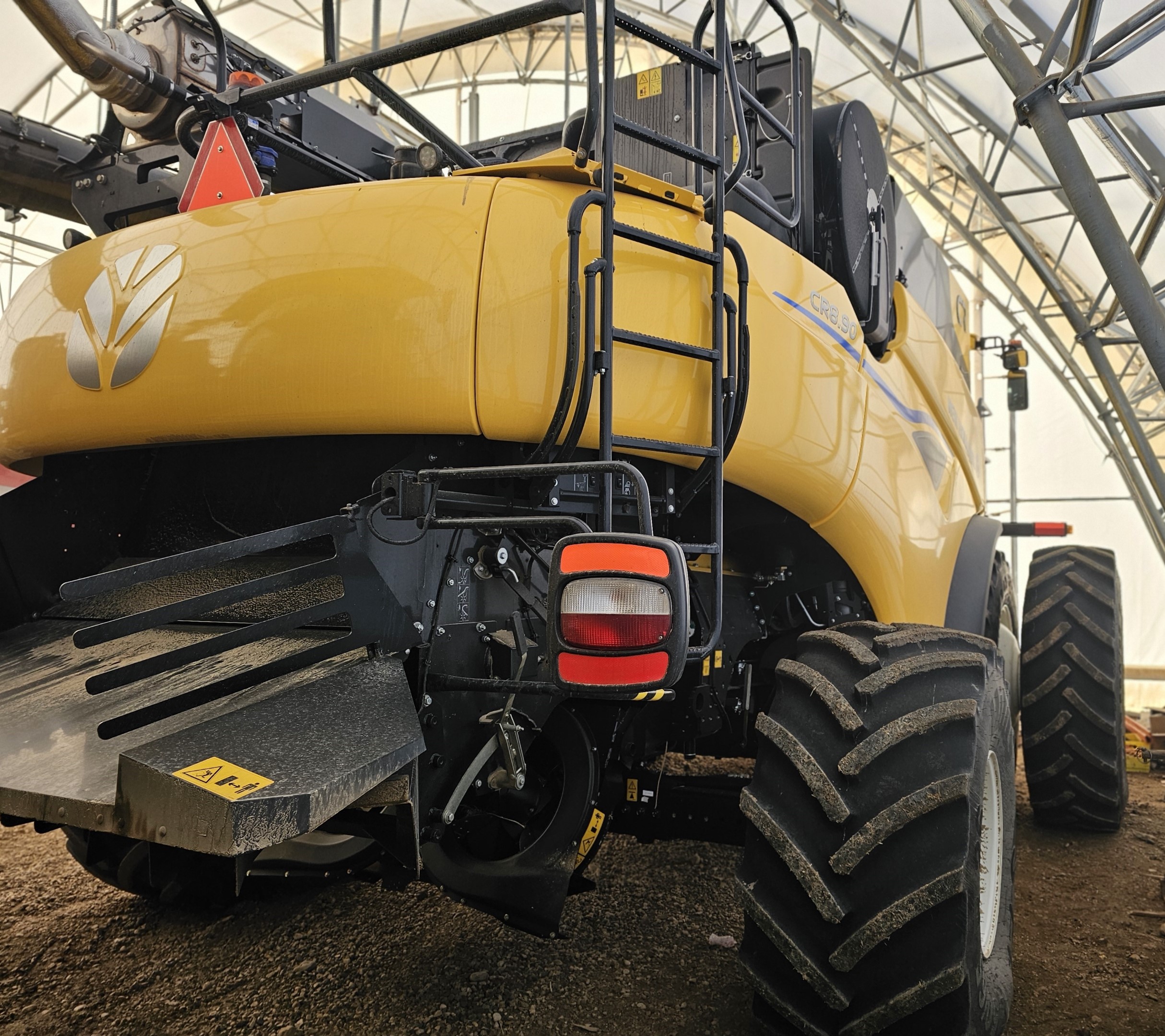 2024 New Holland CR8.90Z Combine