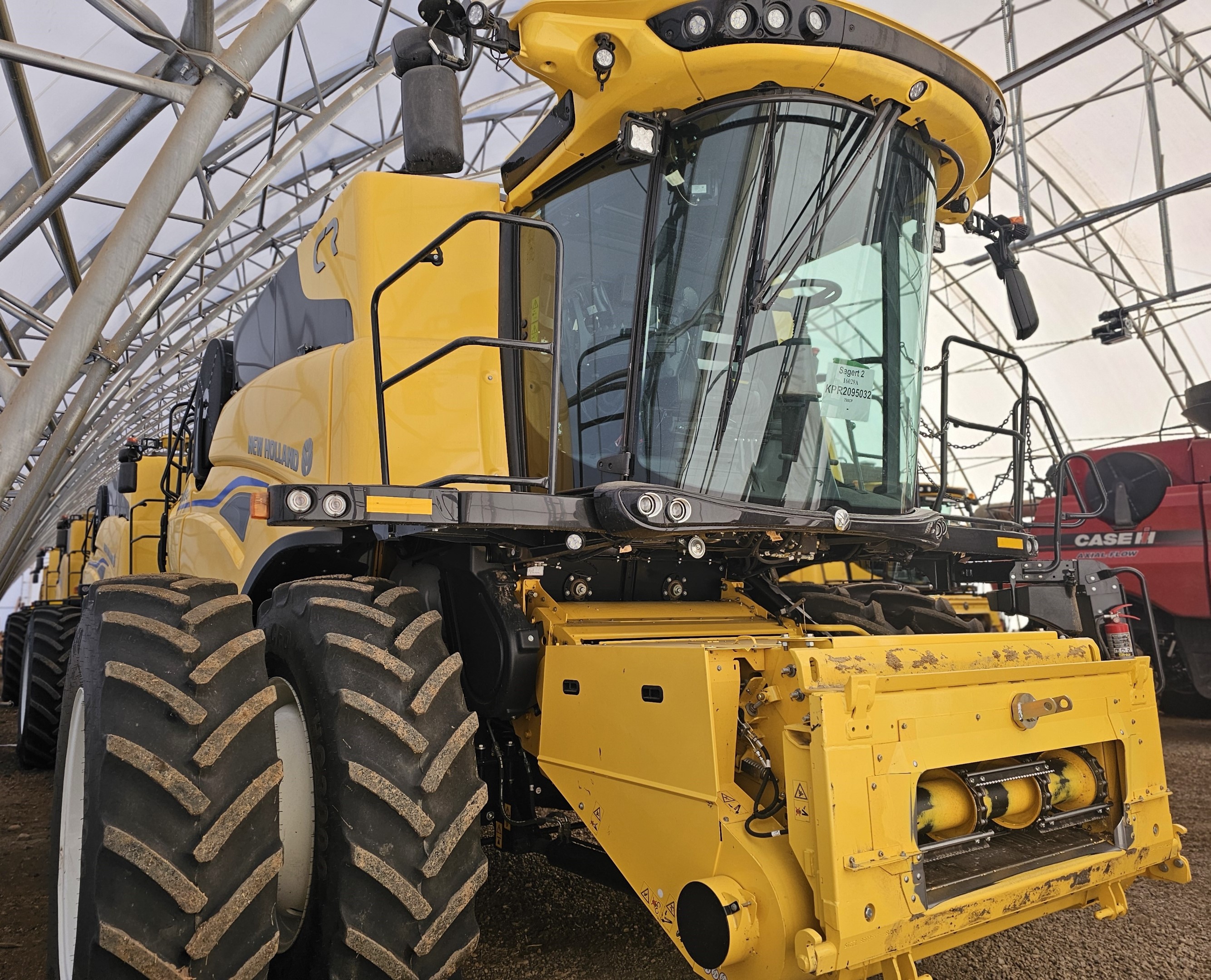 2024 New Holland CR8.90Z Combine