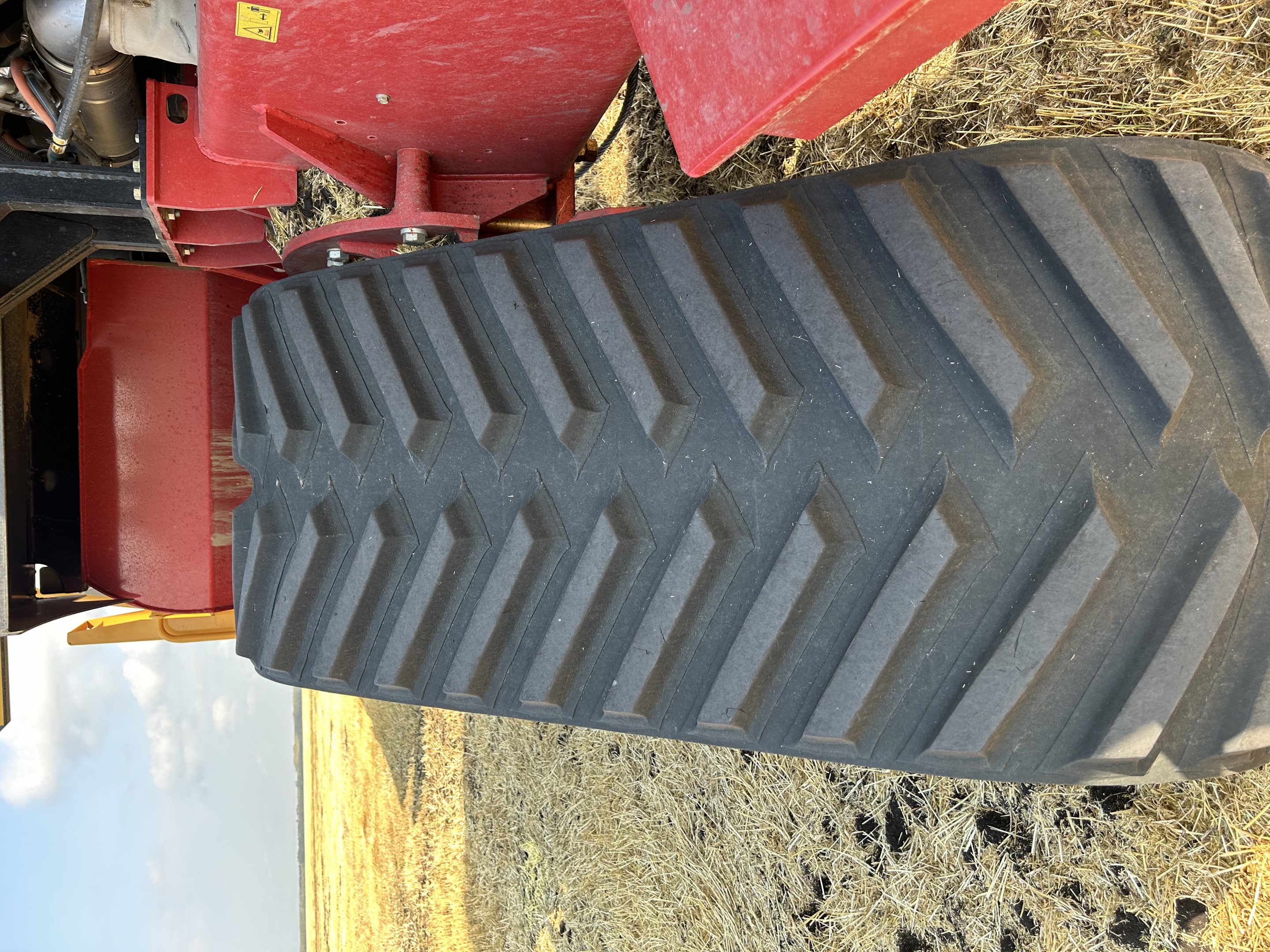 2020 Versatile 610DT Tractor Rubber Track