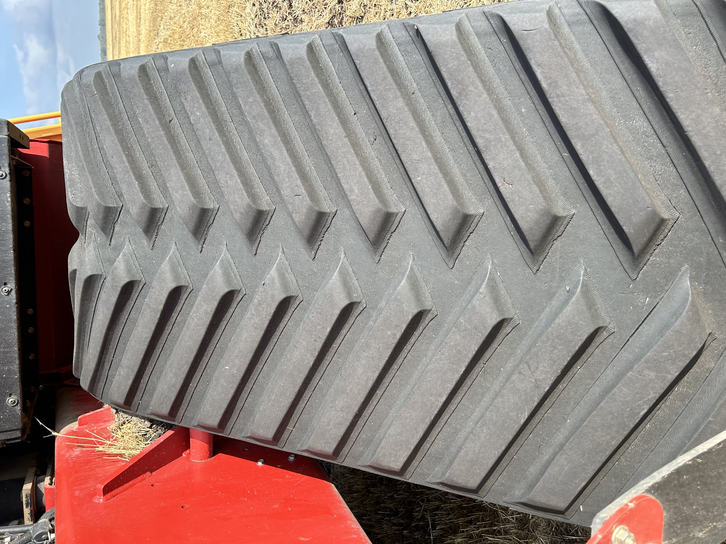 2019 Versatile 610DT Tractor Rubber Track