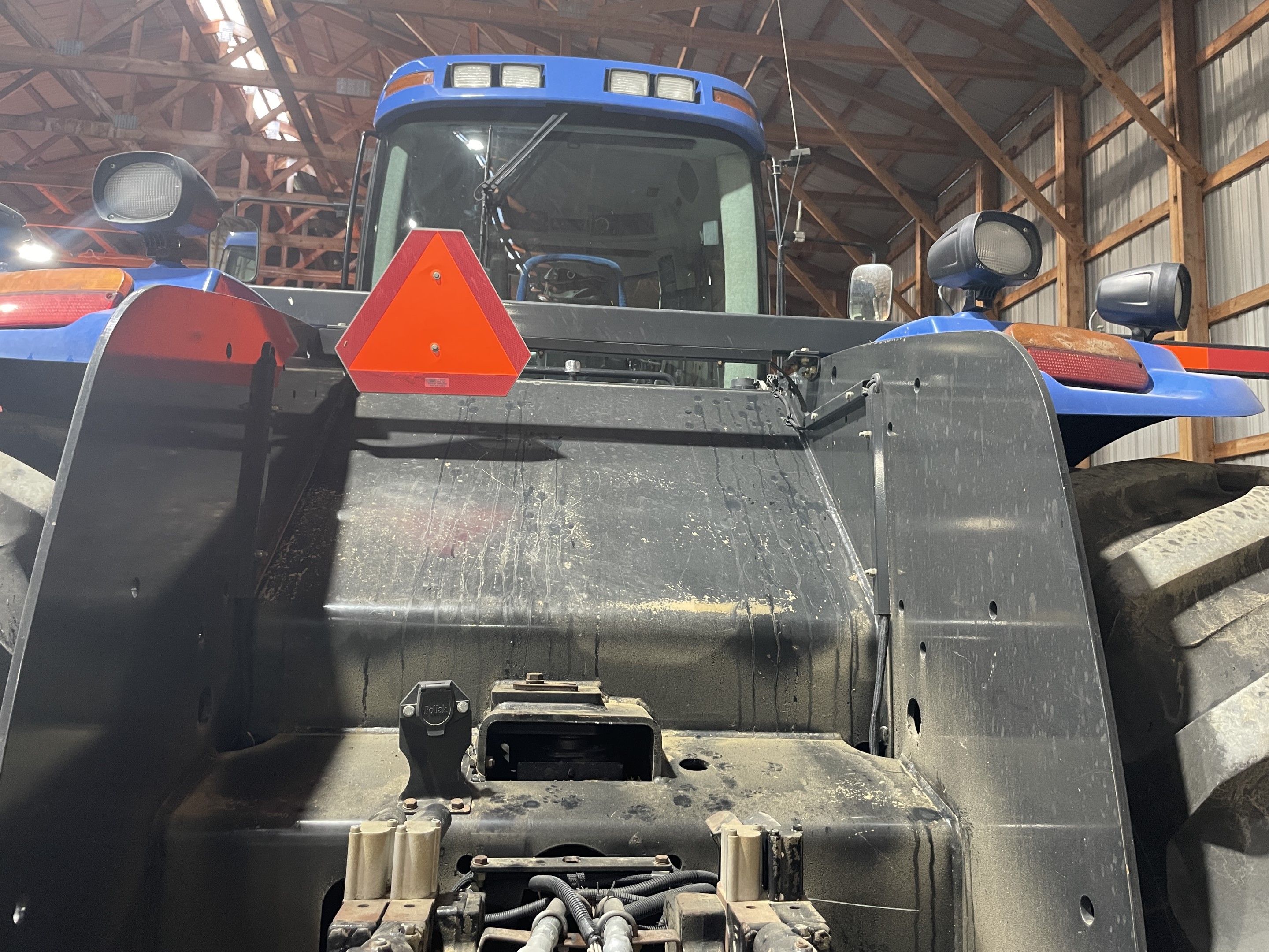 2011 New Holland T9050 Tractor 4WD