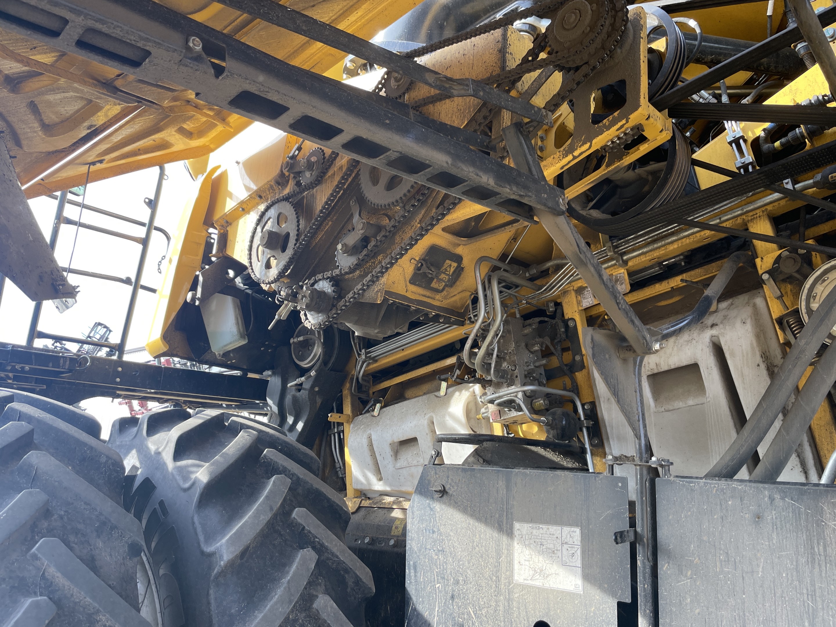 2023 New Holland CR9.90Z Combine