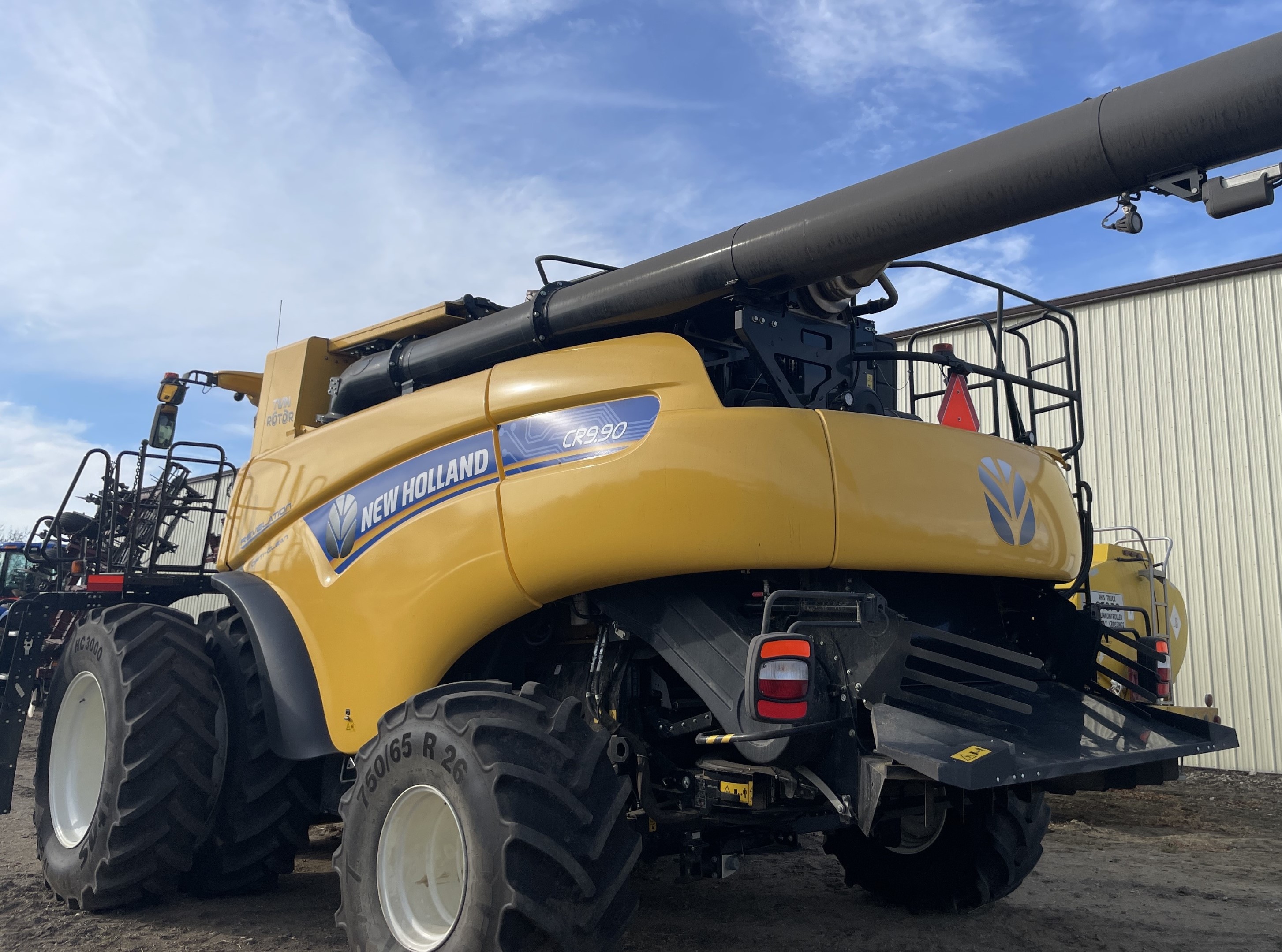 2023 New Holland CR9.90Z Combine