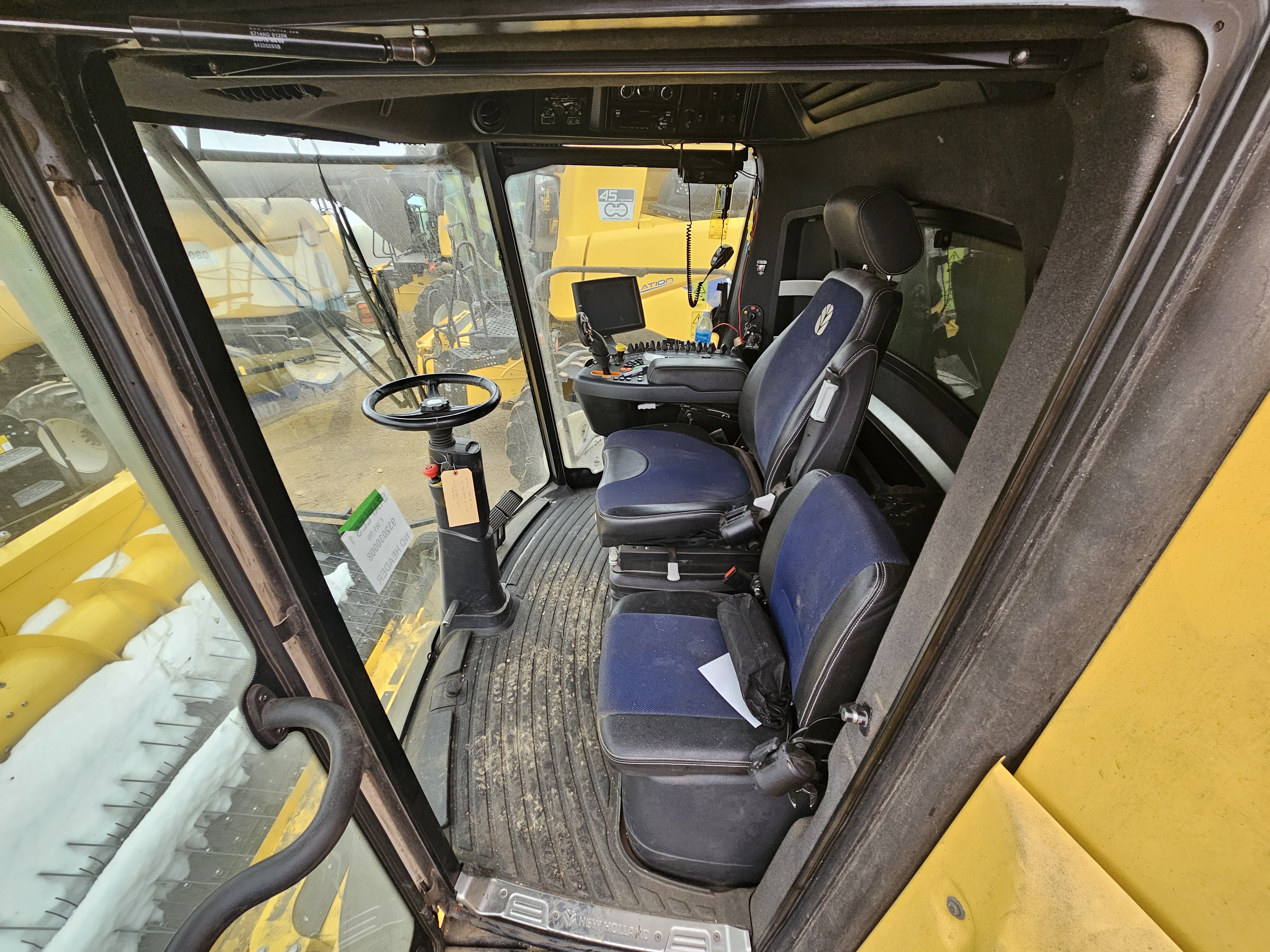 2020 New Holland CR9.90Z Combine