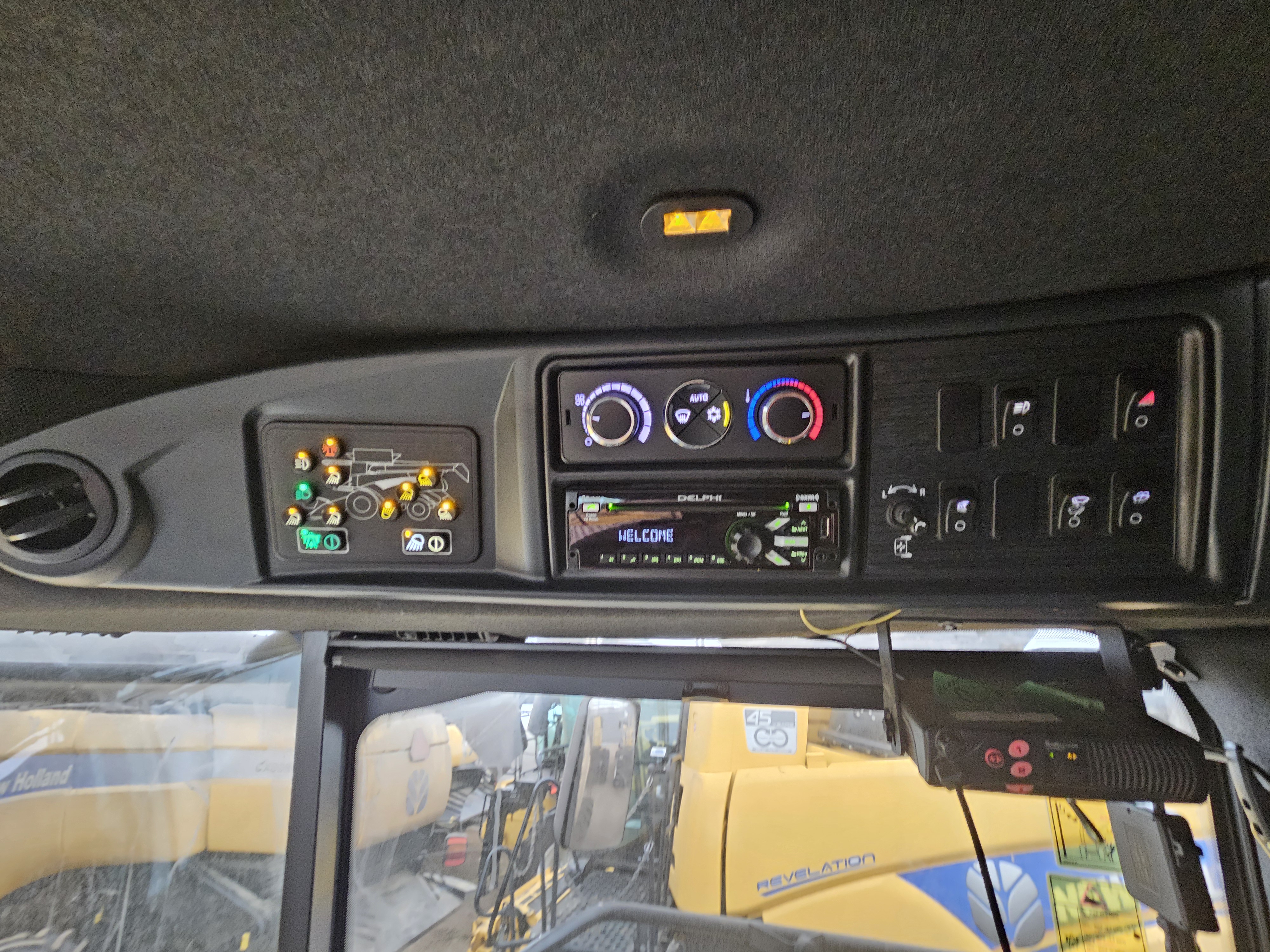 2020 New Holland CR9.90Z Combine