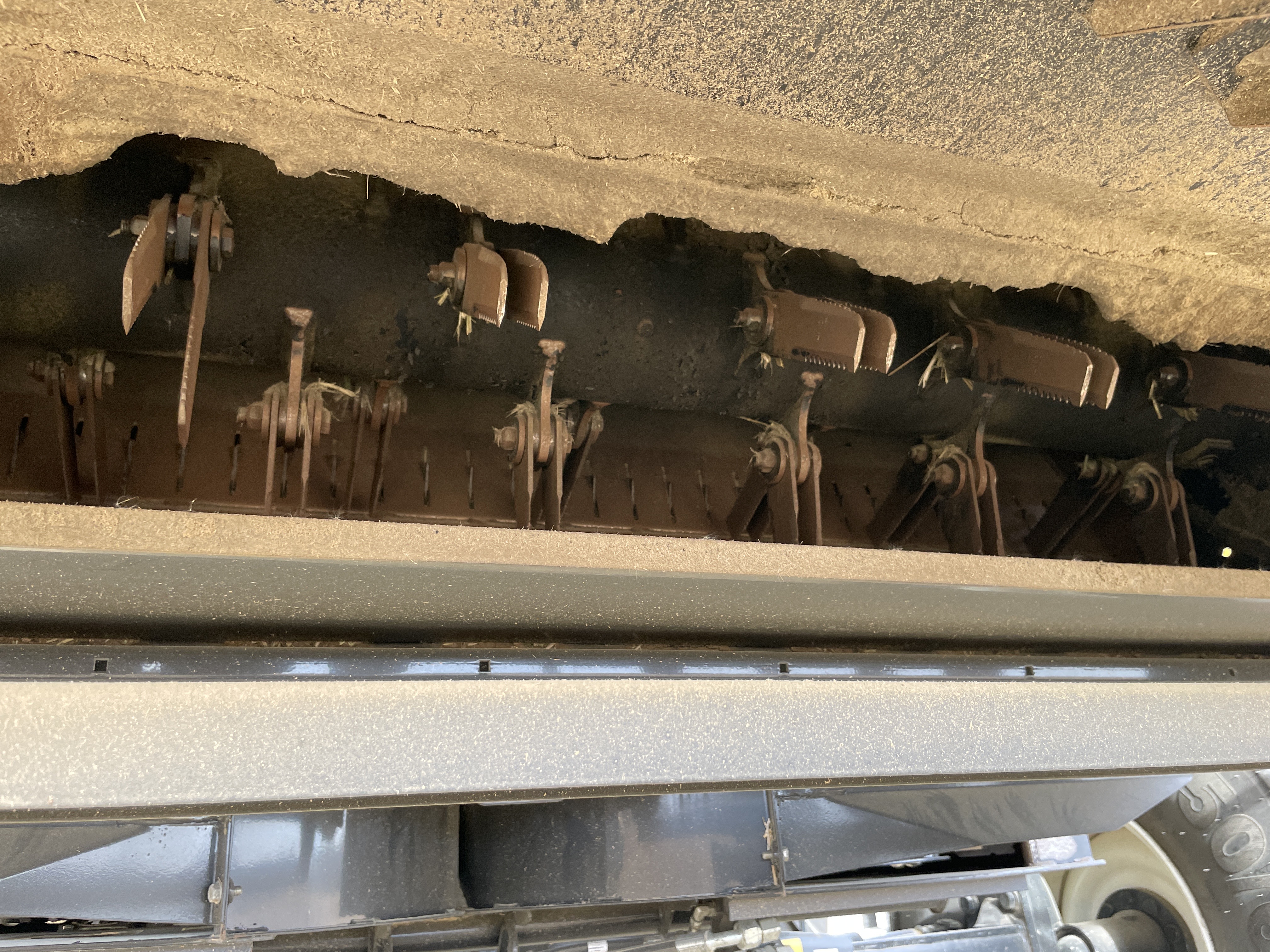 2024 New Holland CR8.90Z Combine