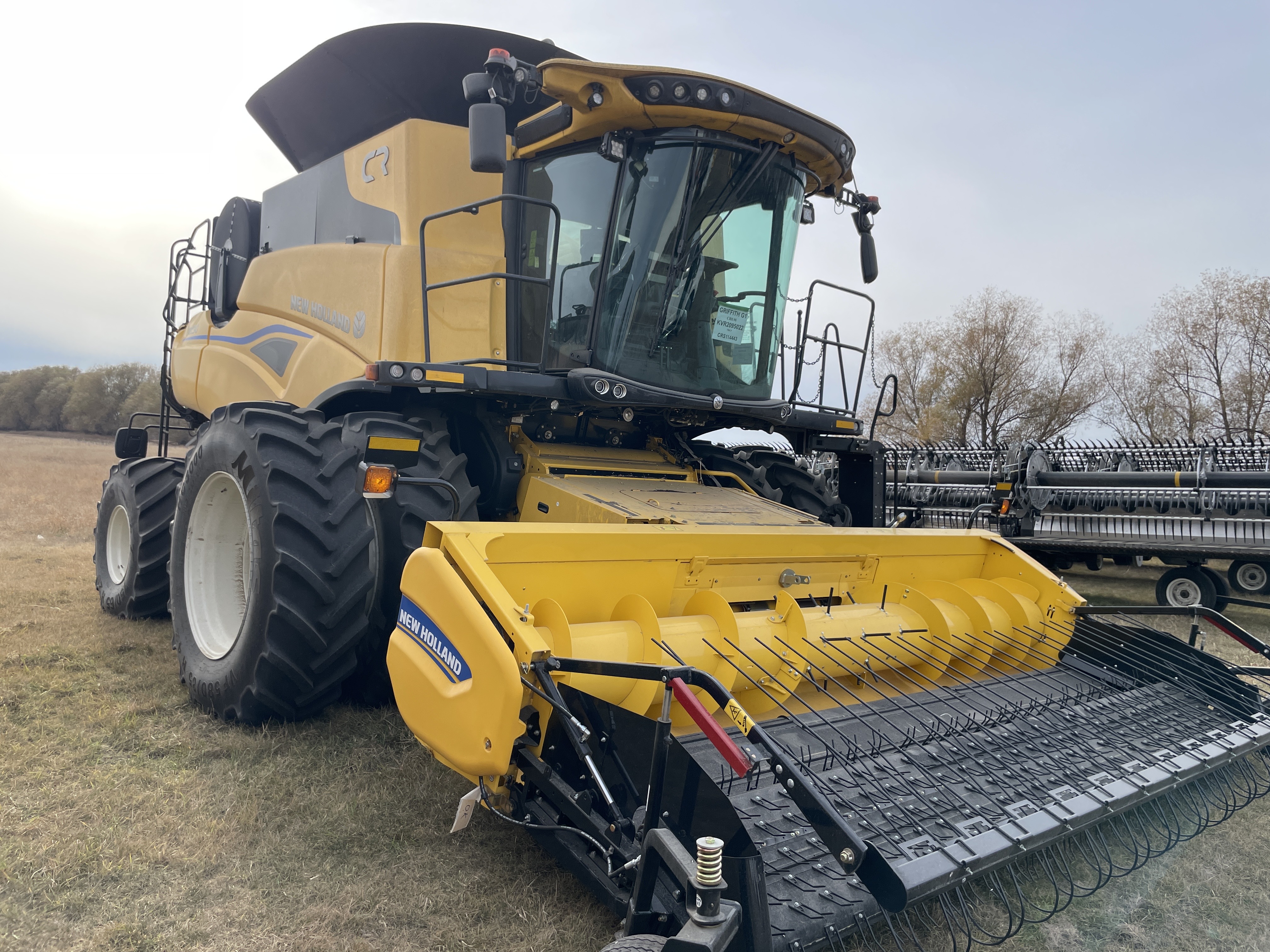2024 New Holland CR8.90Z Combine