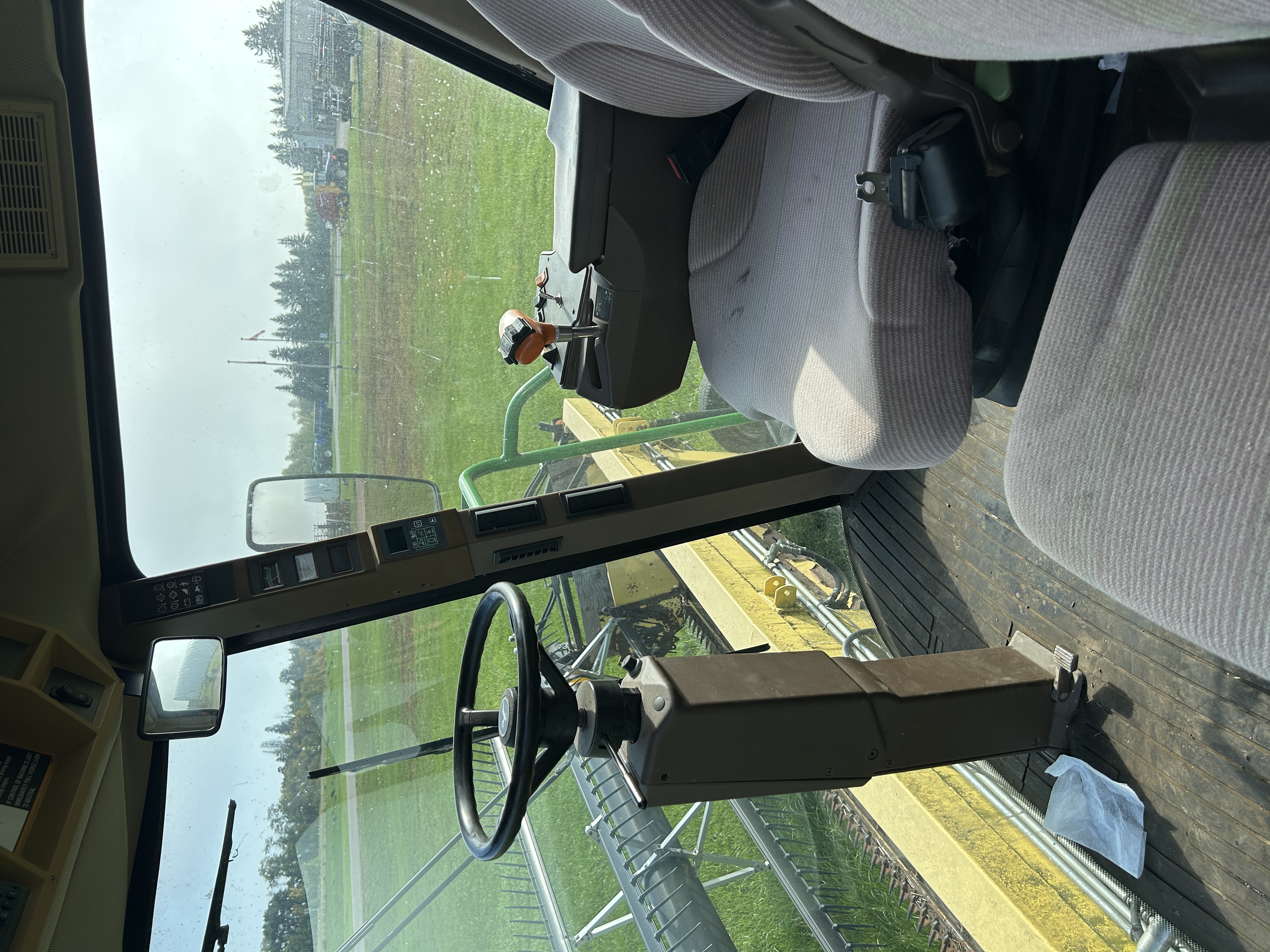 2003 John Deere 4895 Windrower