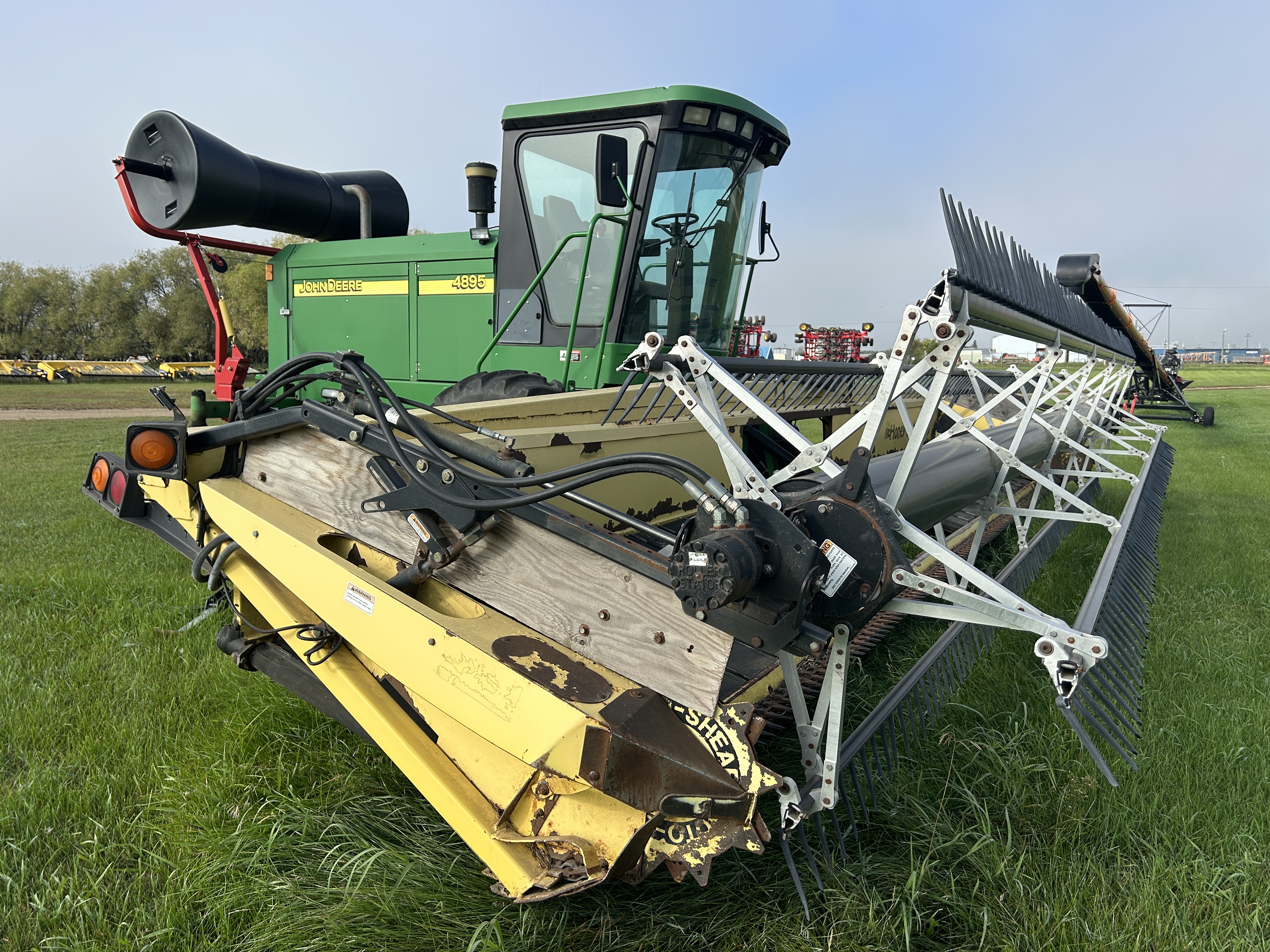 2003 John Deere 4895 Windrower