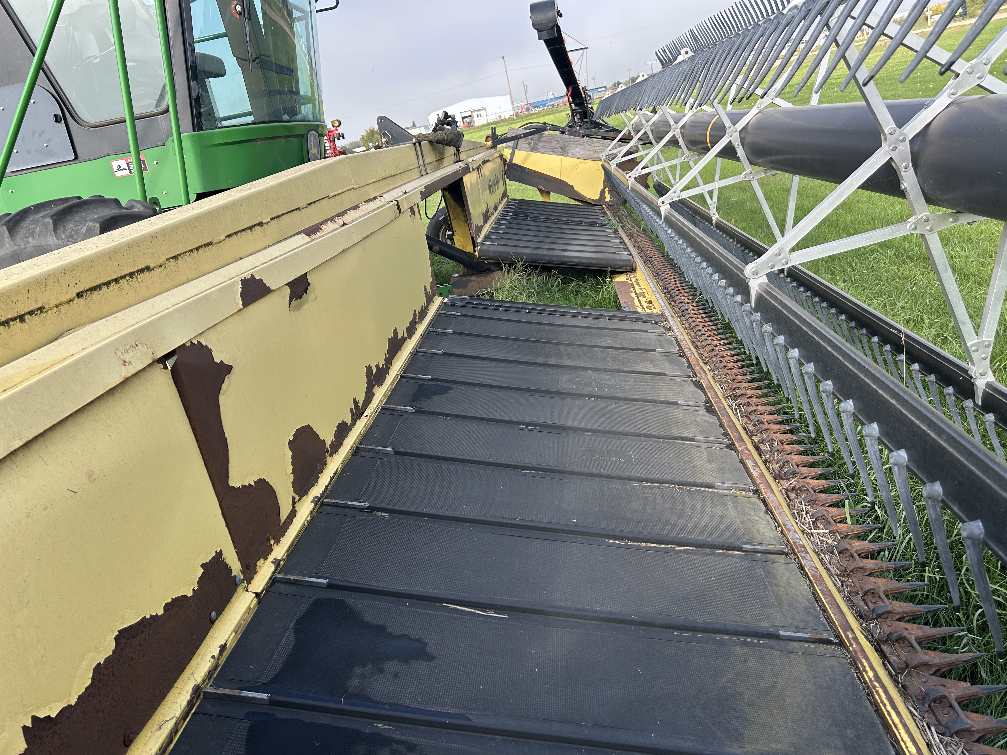 2003 John Deere 4895 Windrower