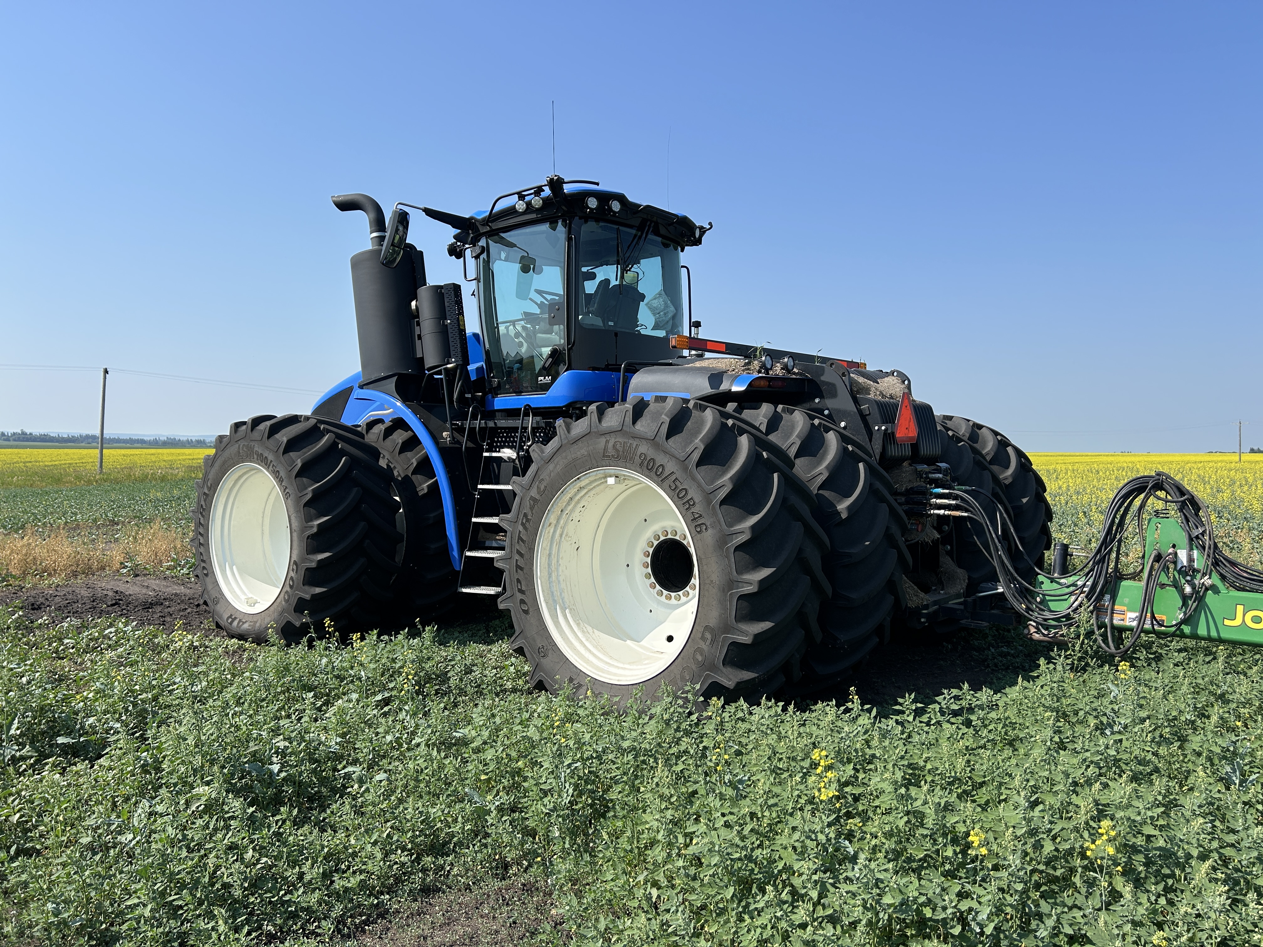 2024 New Holland T9.700 PLMI Tractor 4WD