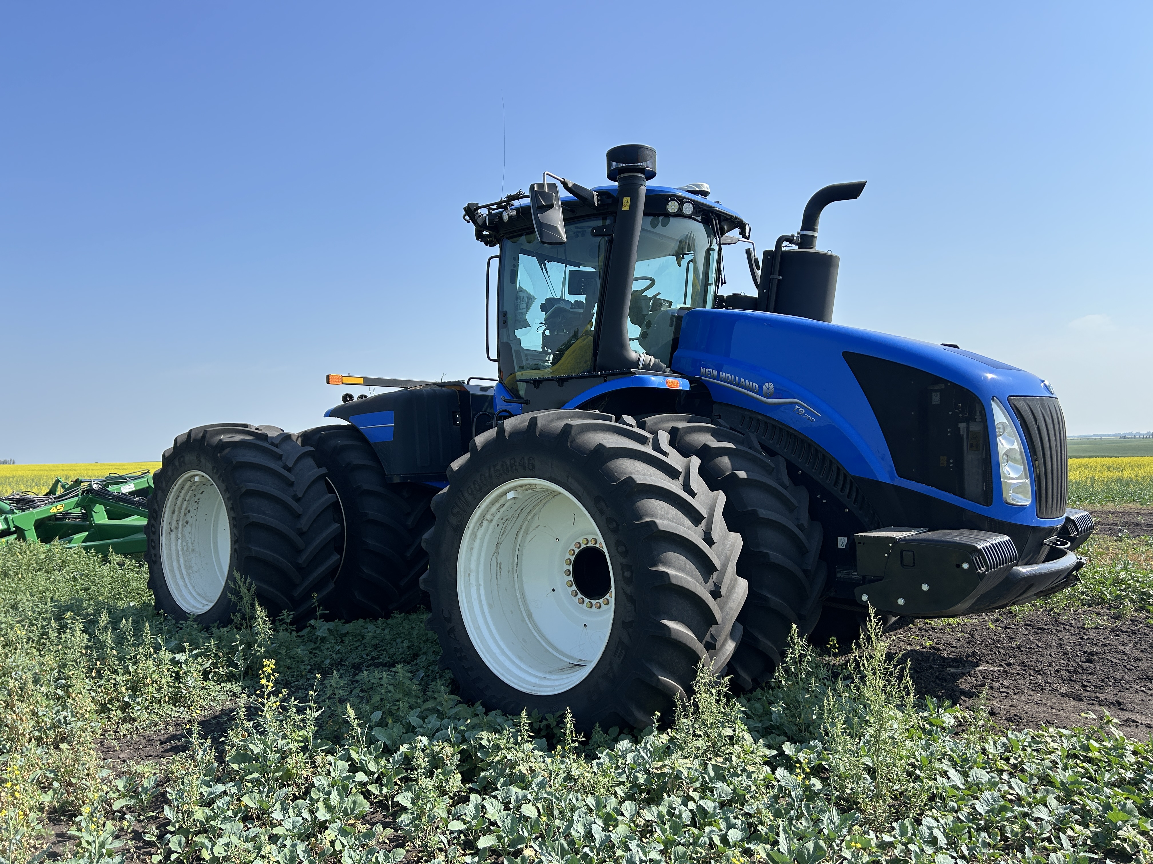2024 New Holland T9.700 PLMI Tractor 4WD