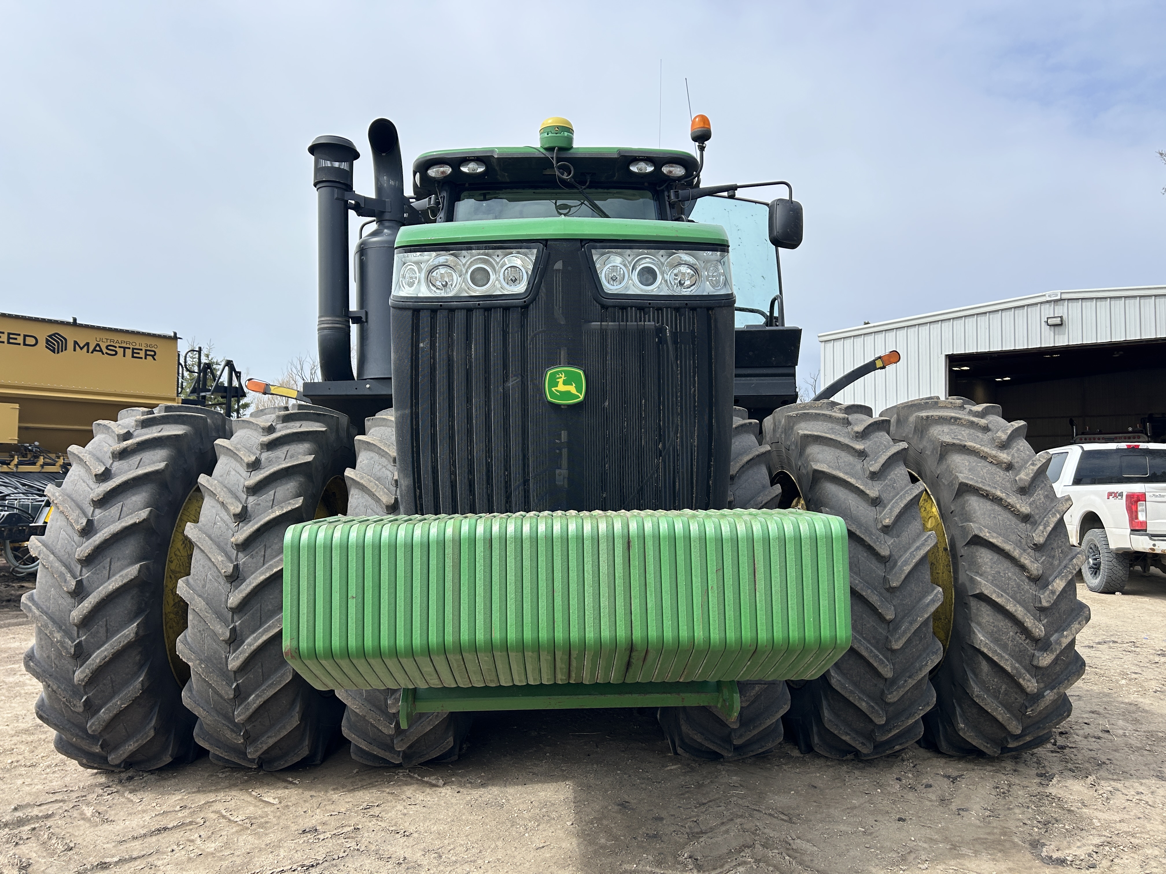 2013 John Deere 9560R Tractor 4WD