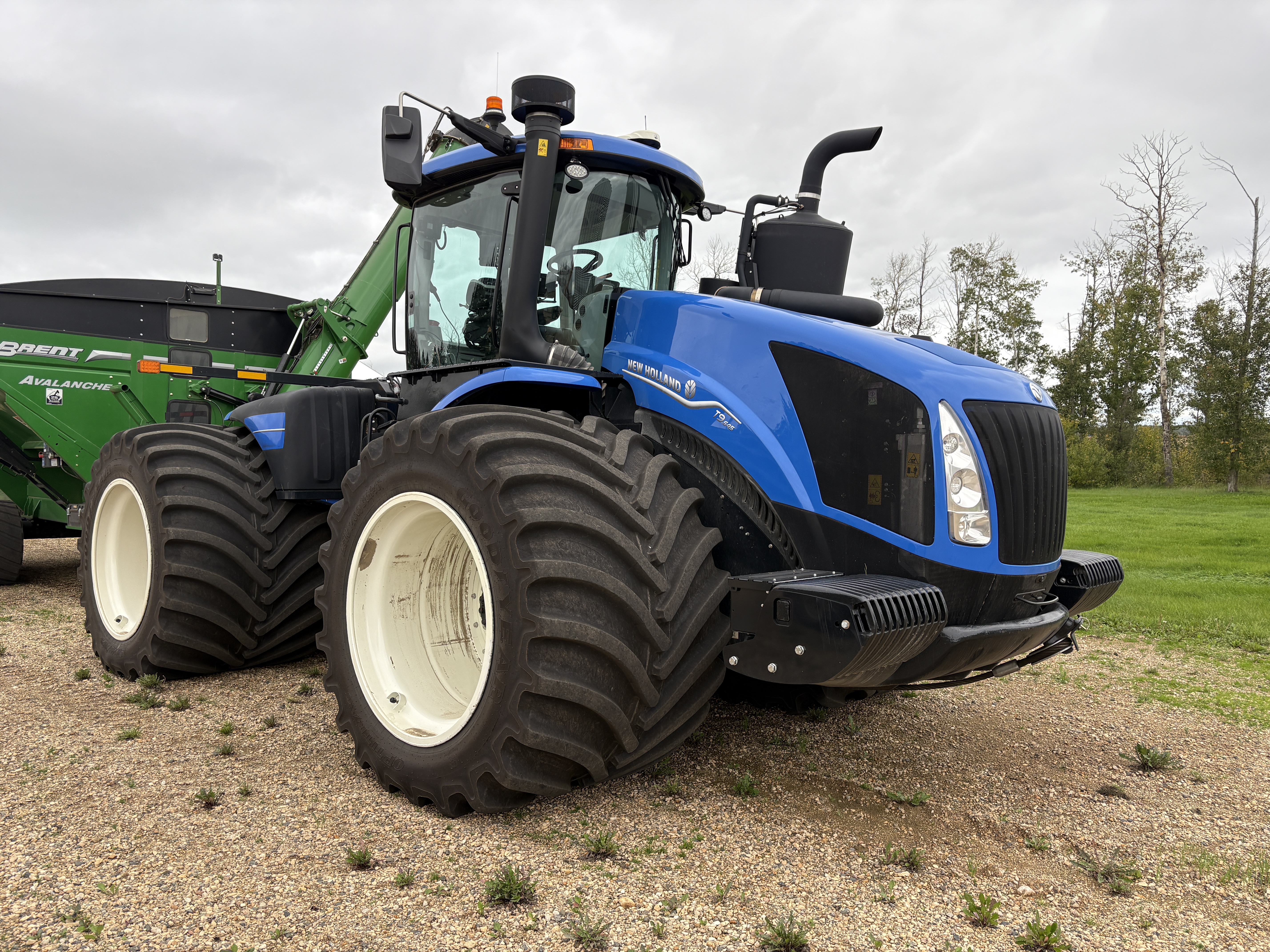 2023 New Holland T9.645HD Tractor 4WD