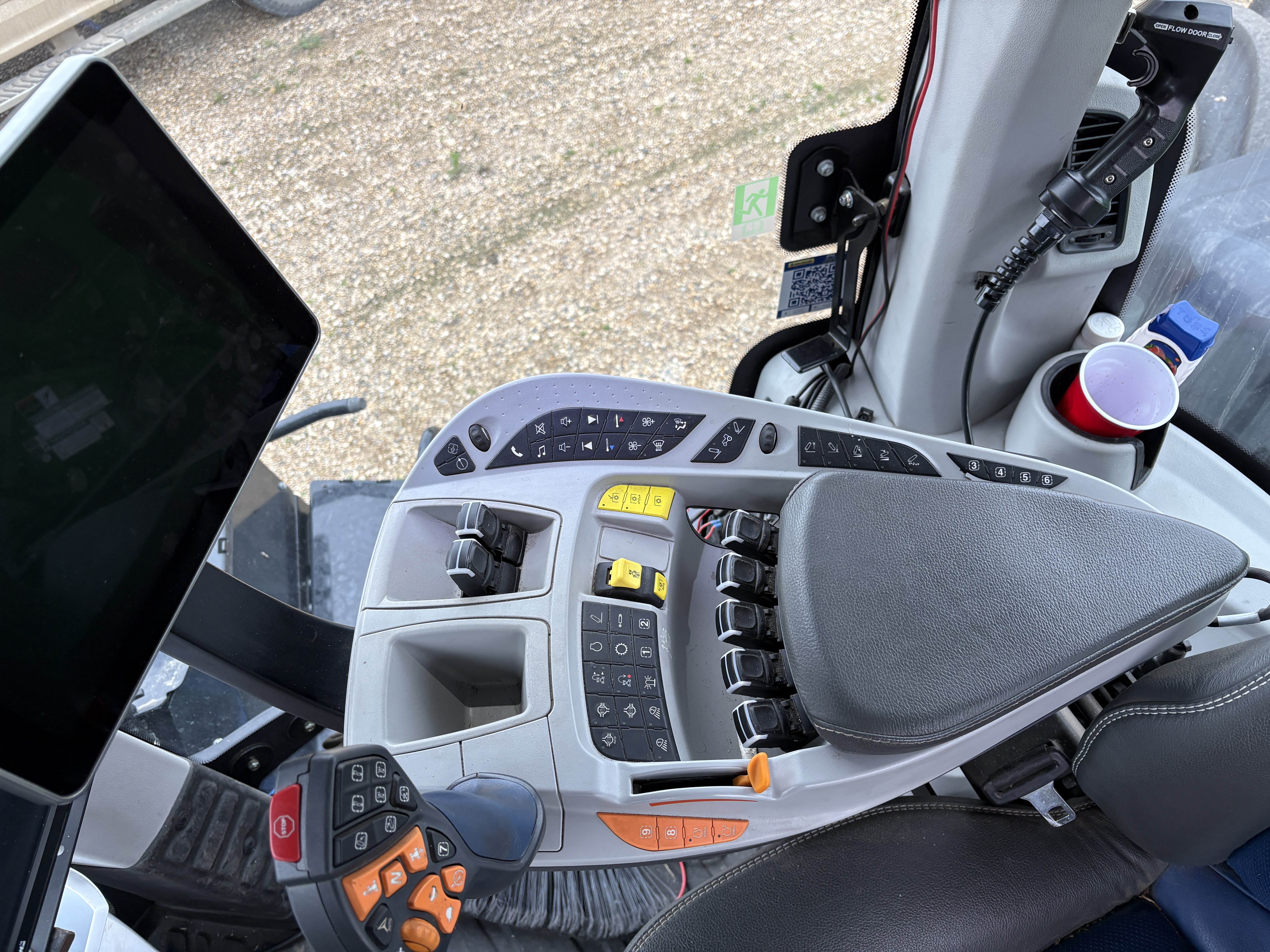 2023 New Holland T9.645HD Tractor 4WD