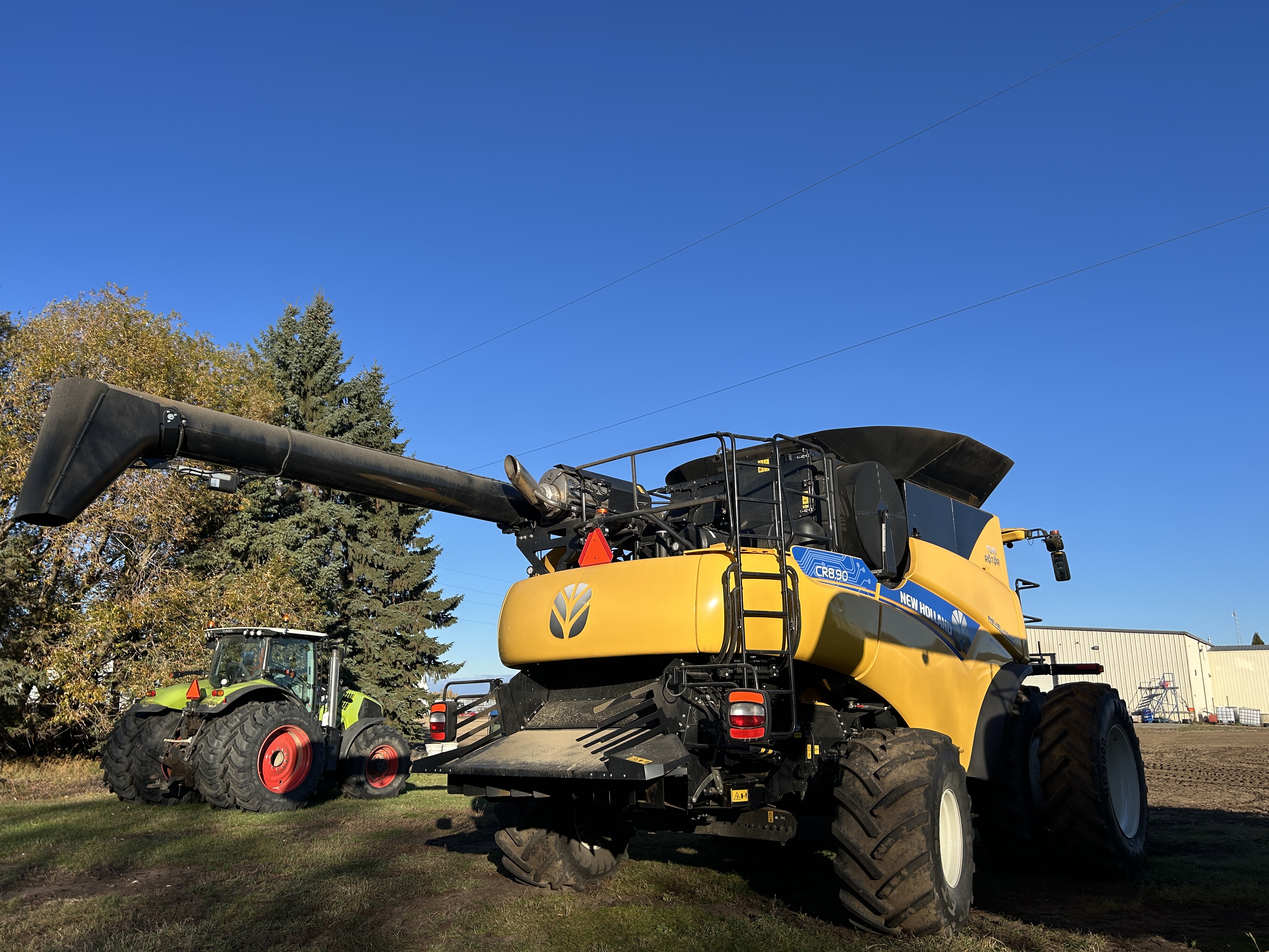 2023 New Holland CR8.90Z Combine