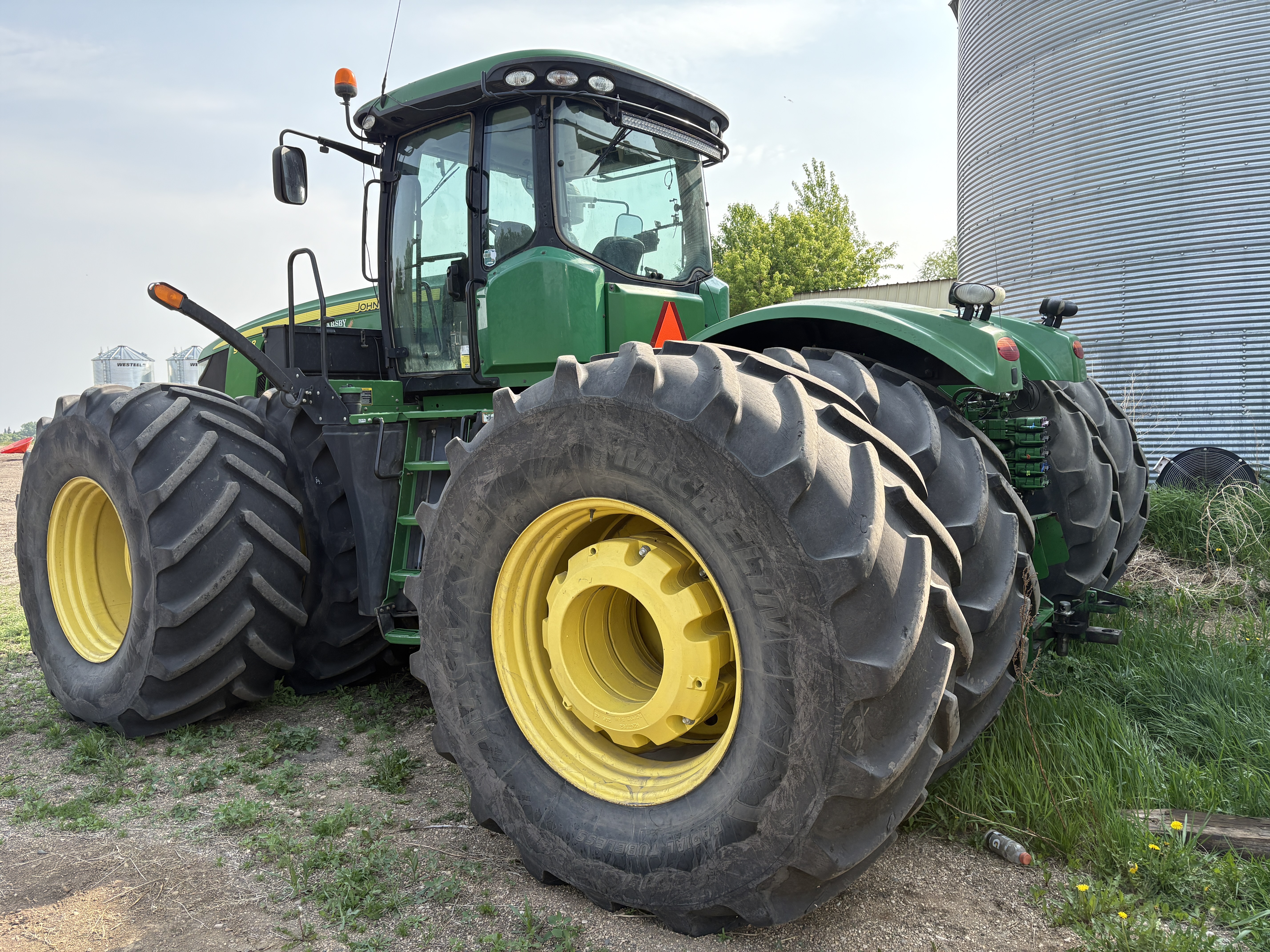 2013 John Deere 9460R Tractor 4WD