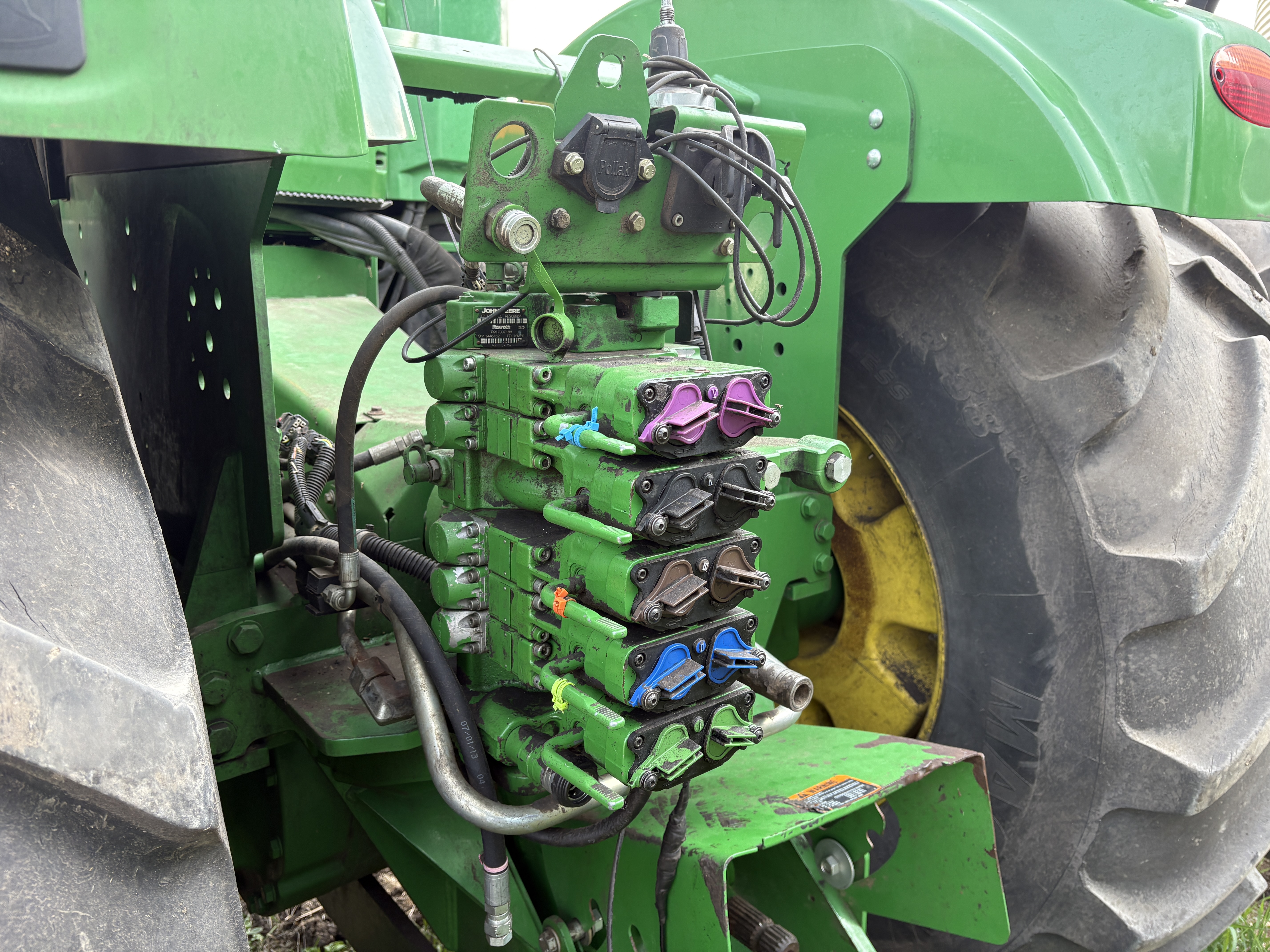 2013 John Deere 9460R Tractor 4WD