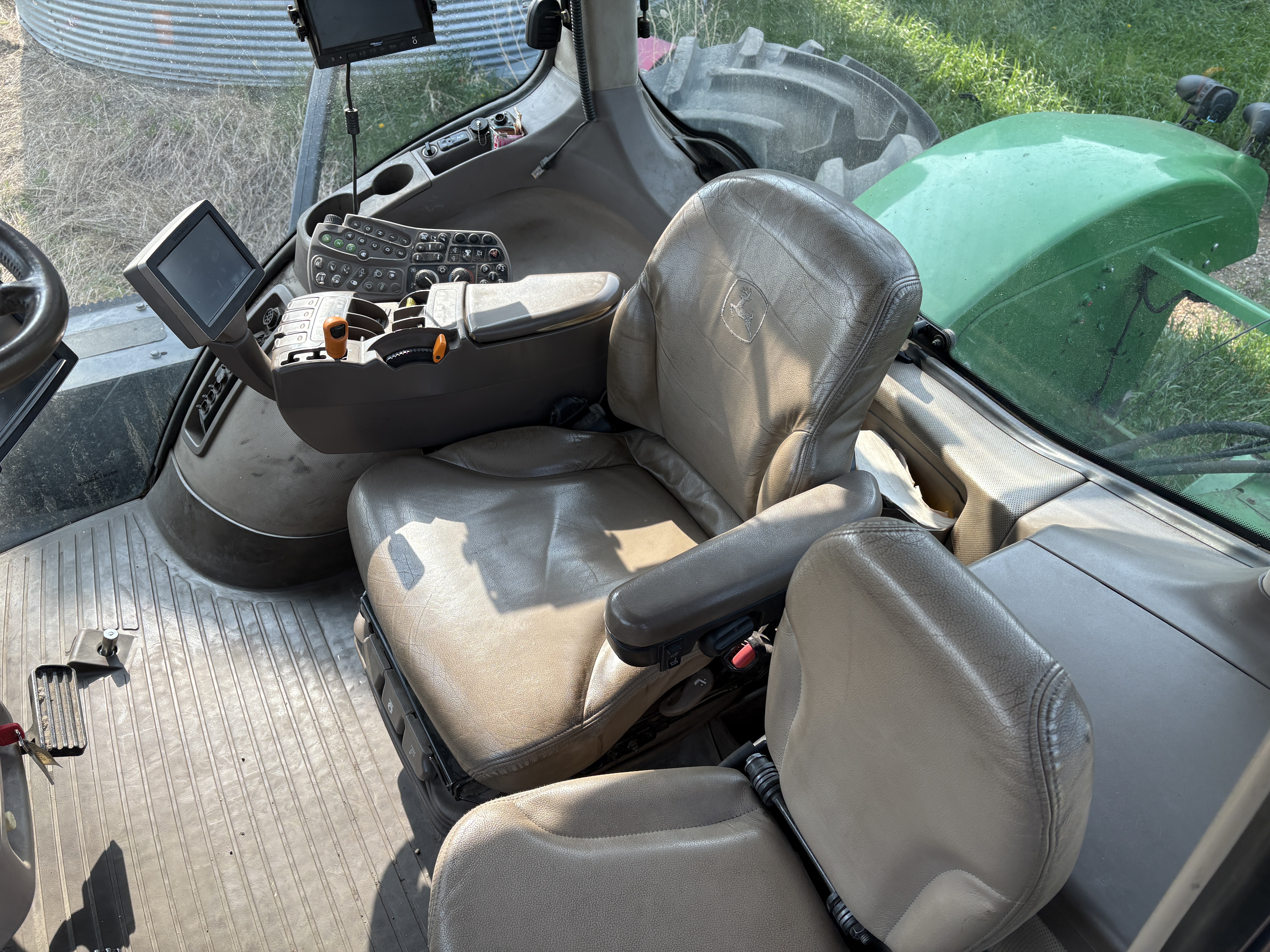 2013 John Deere 9460R Tractor 4WD