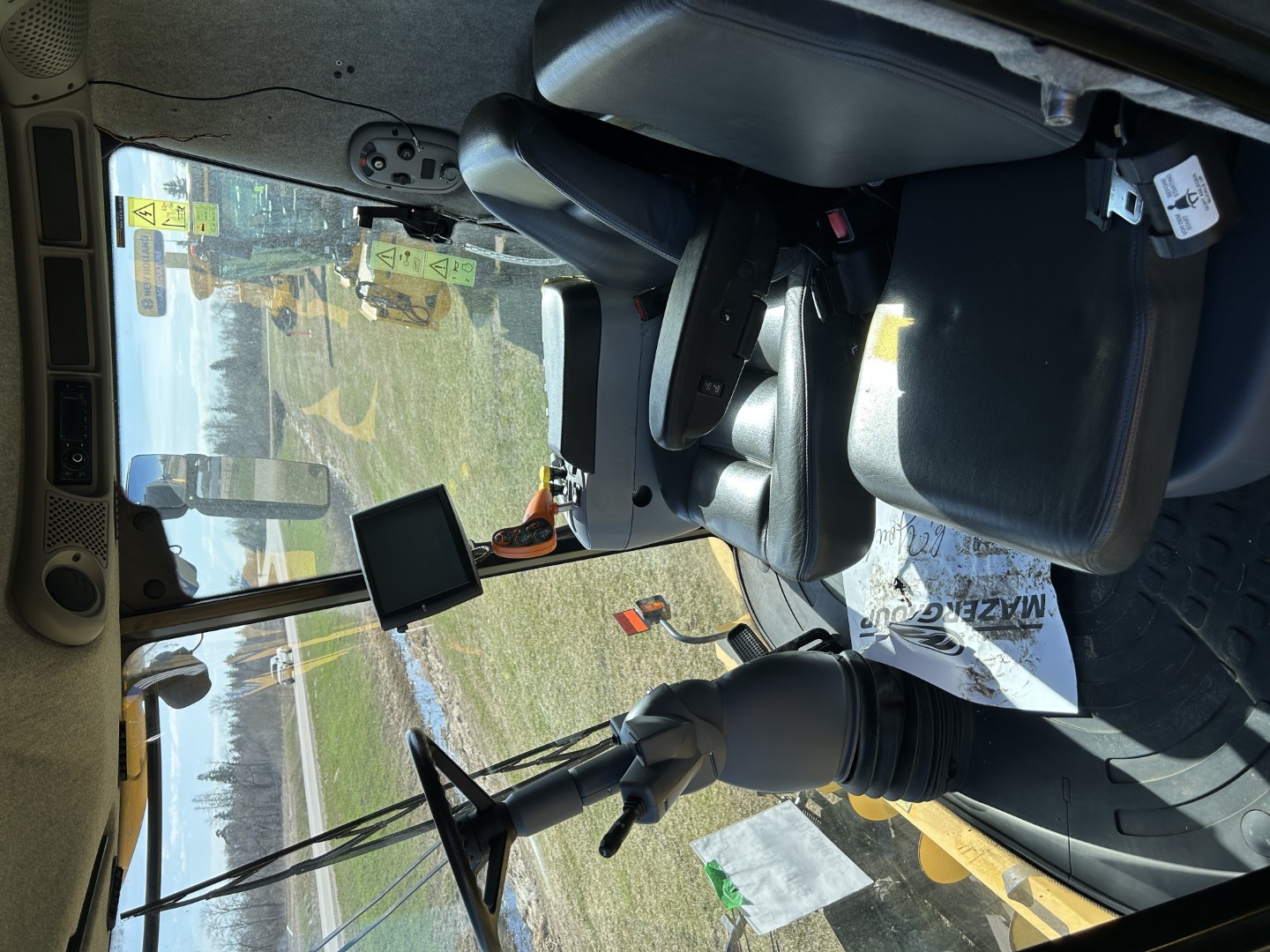 2014 New Holland CR9090Z Combine