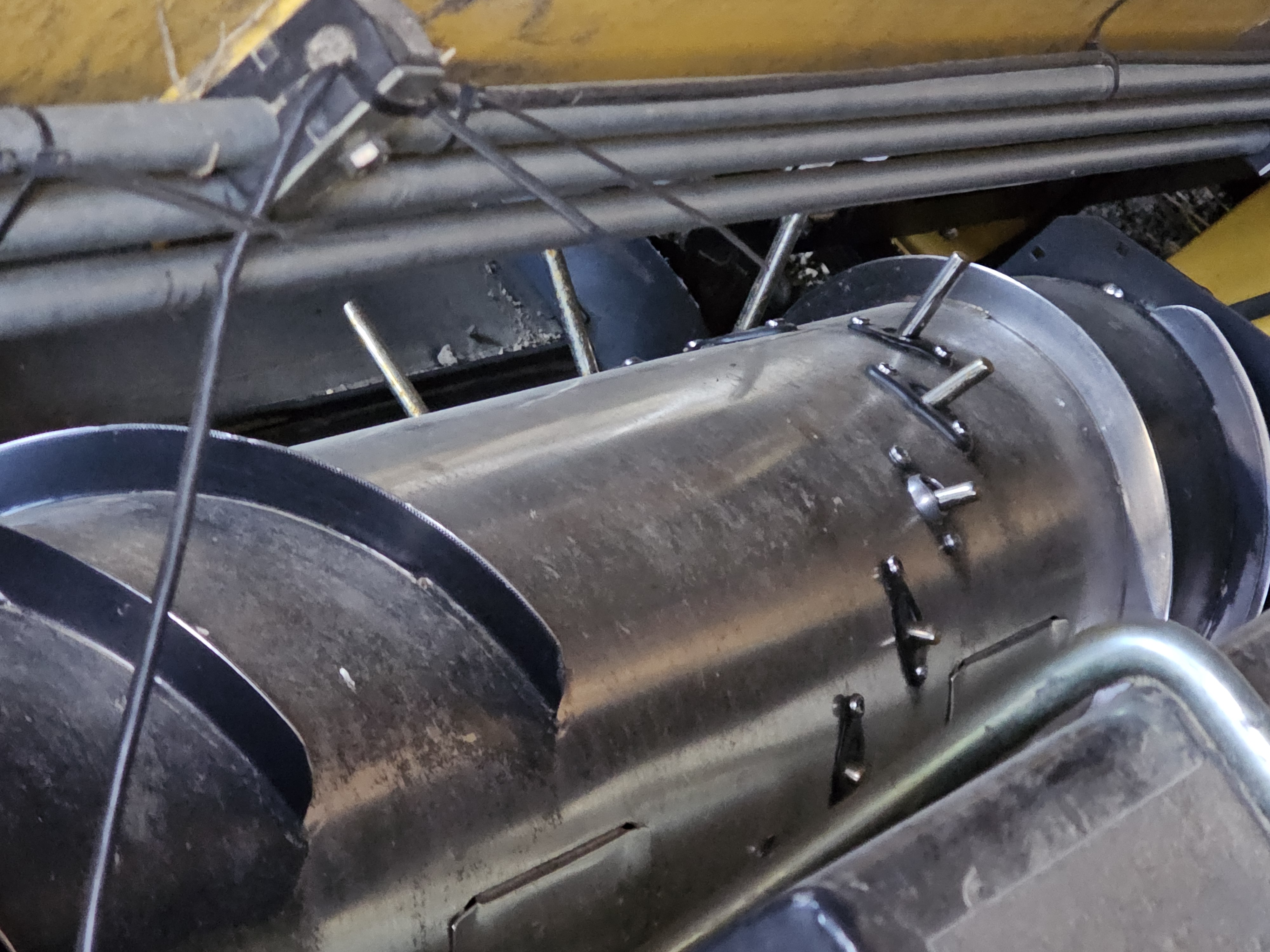 2002 New Holland 94C Header Draper