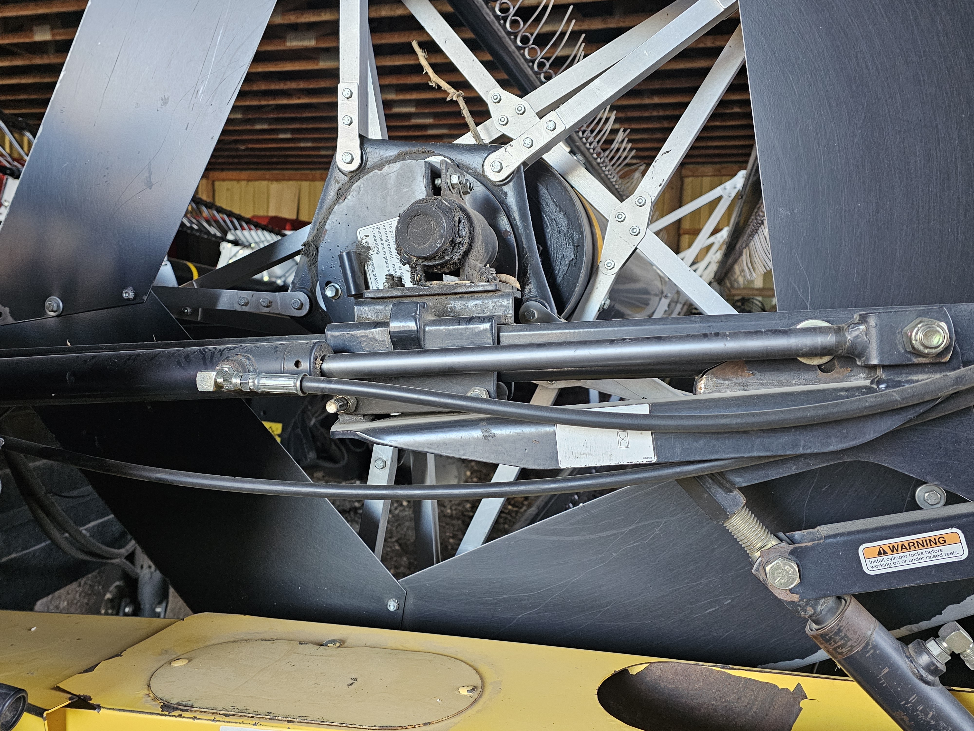 2002 New Holland 94C Header Draper