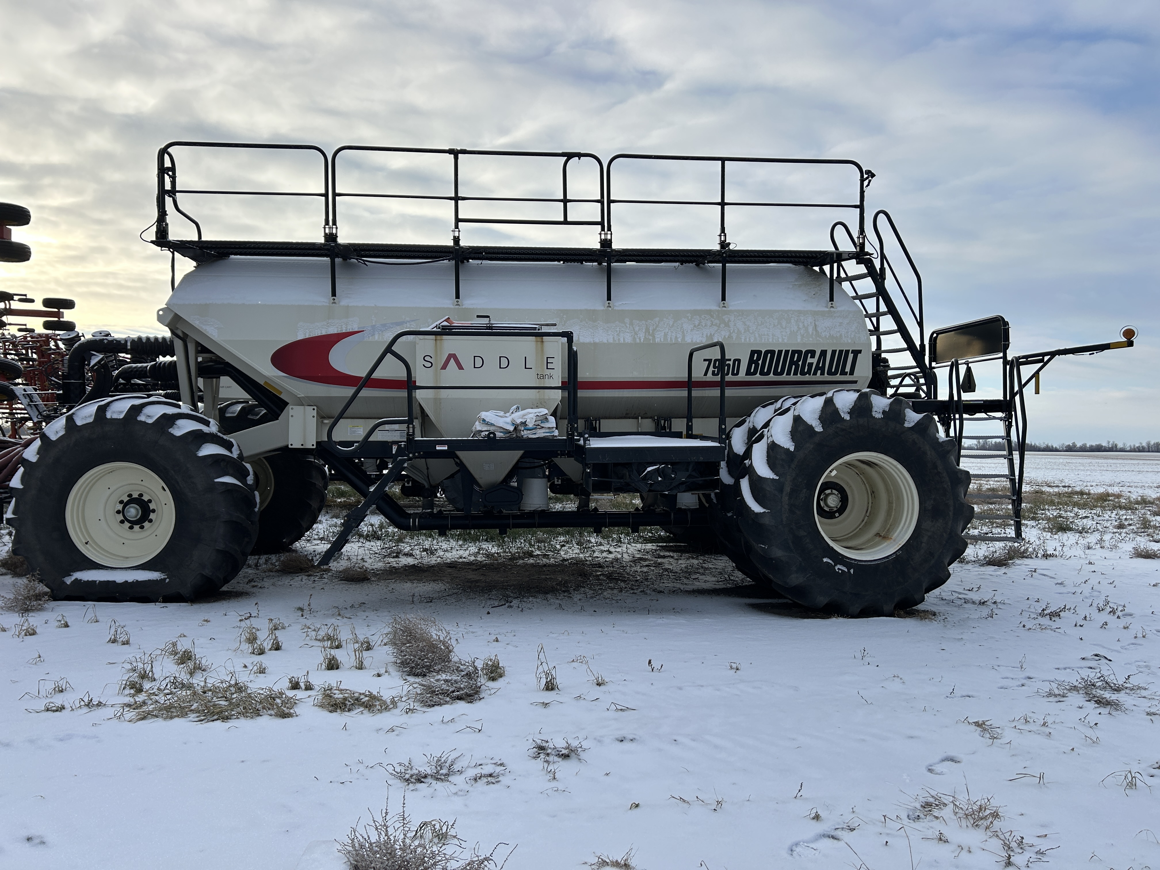 2015 Bourgault 7950 ASC Air Tank/Cart