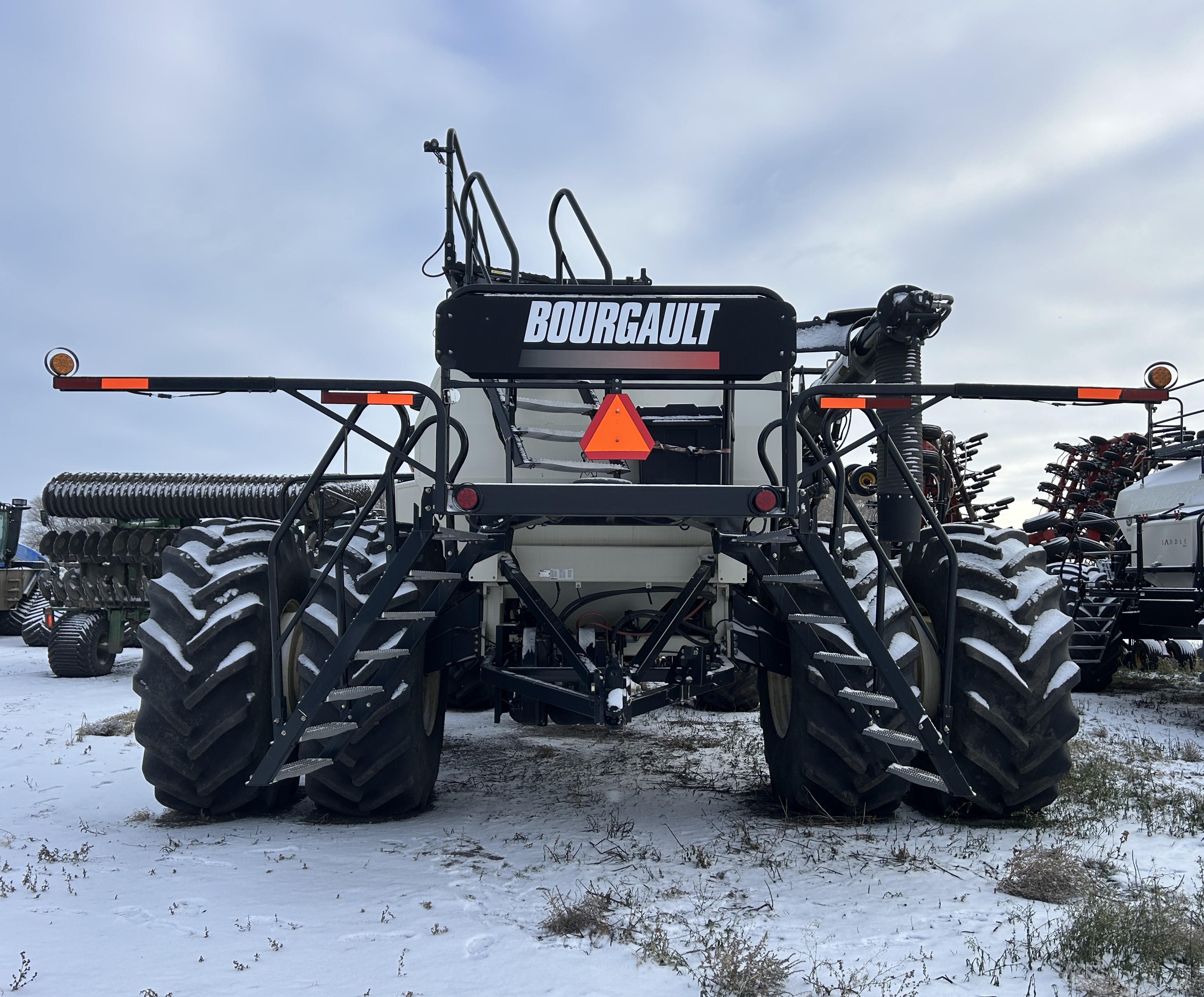 2015 Bourgault 7950 ASC Air Tank/Cart