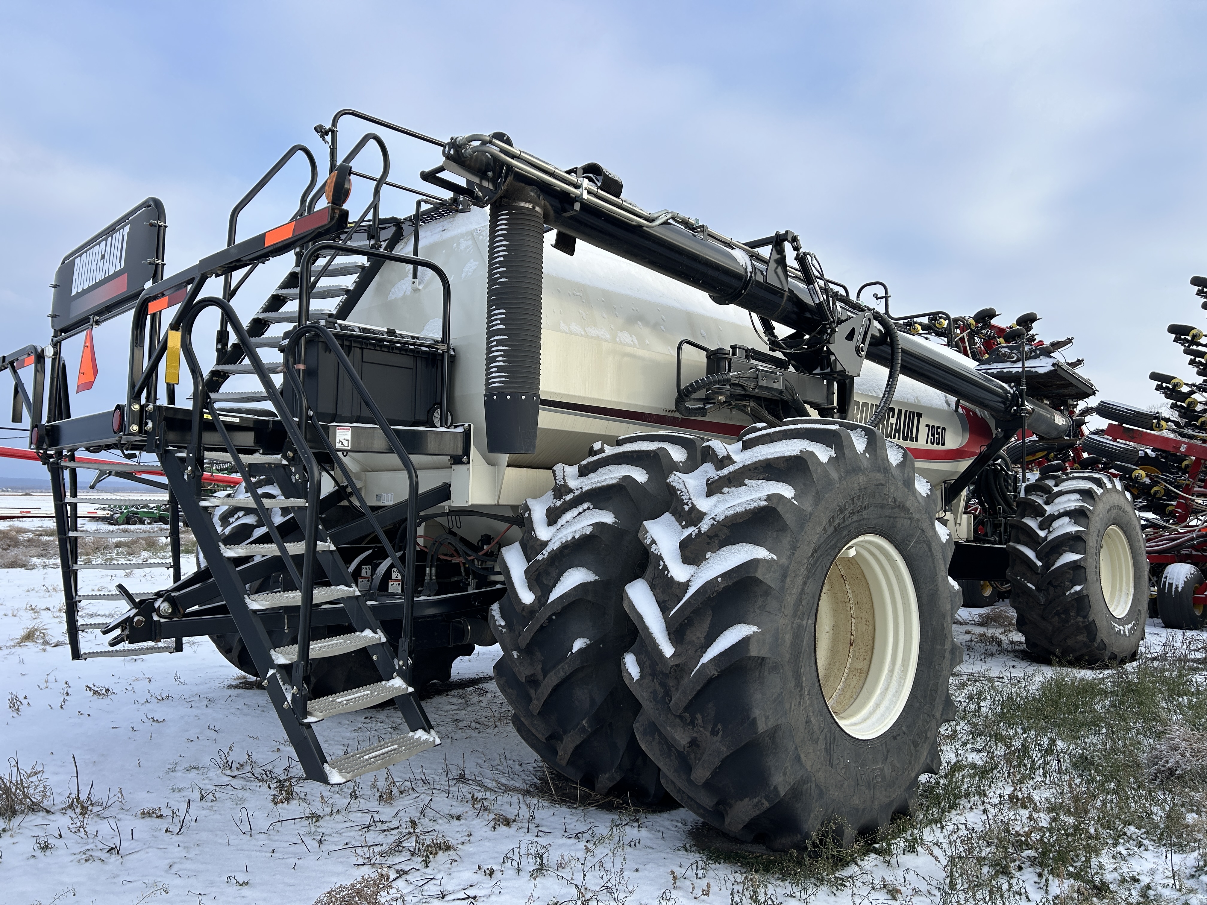 2015 Bourgault 7950 ASC Air Tank/Cart