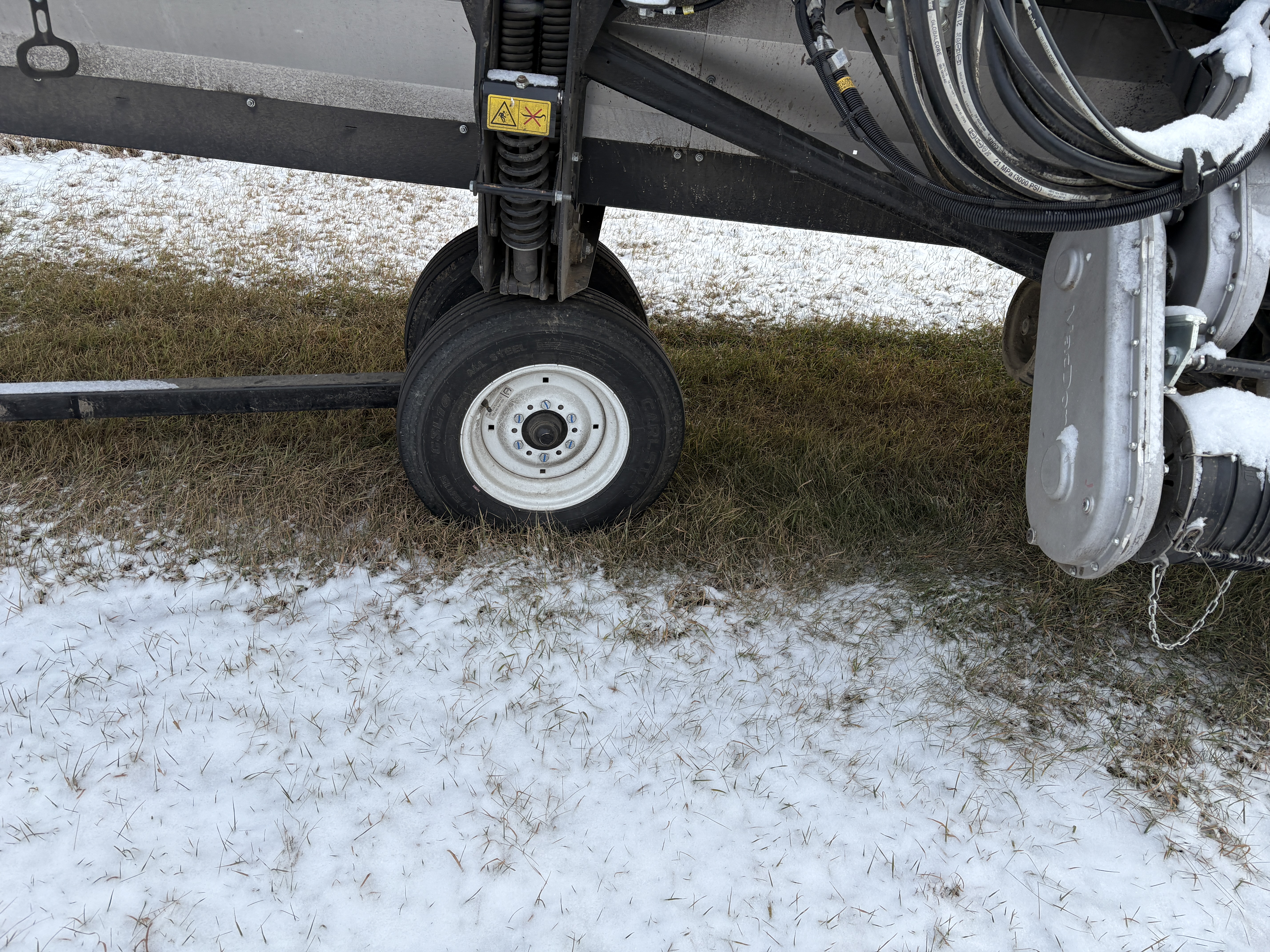 2025 MacDon FD240 Header Draper Flex