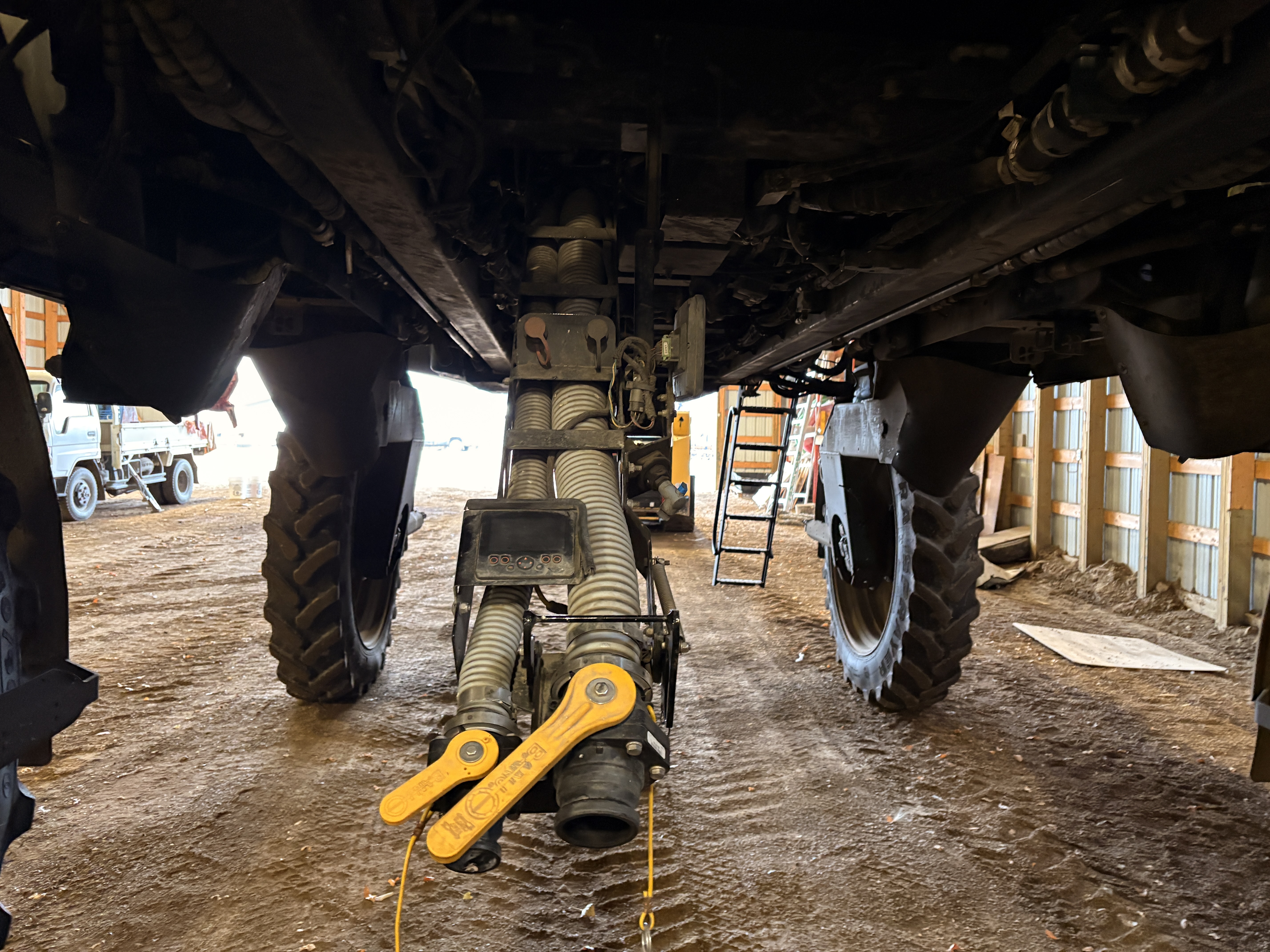 2022 New Holland SP.370F Sprayer/High Clearance