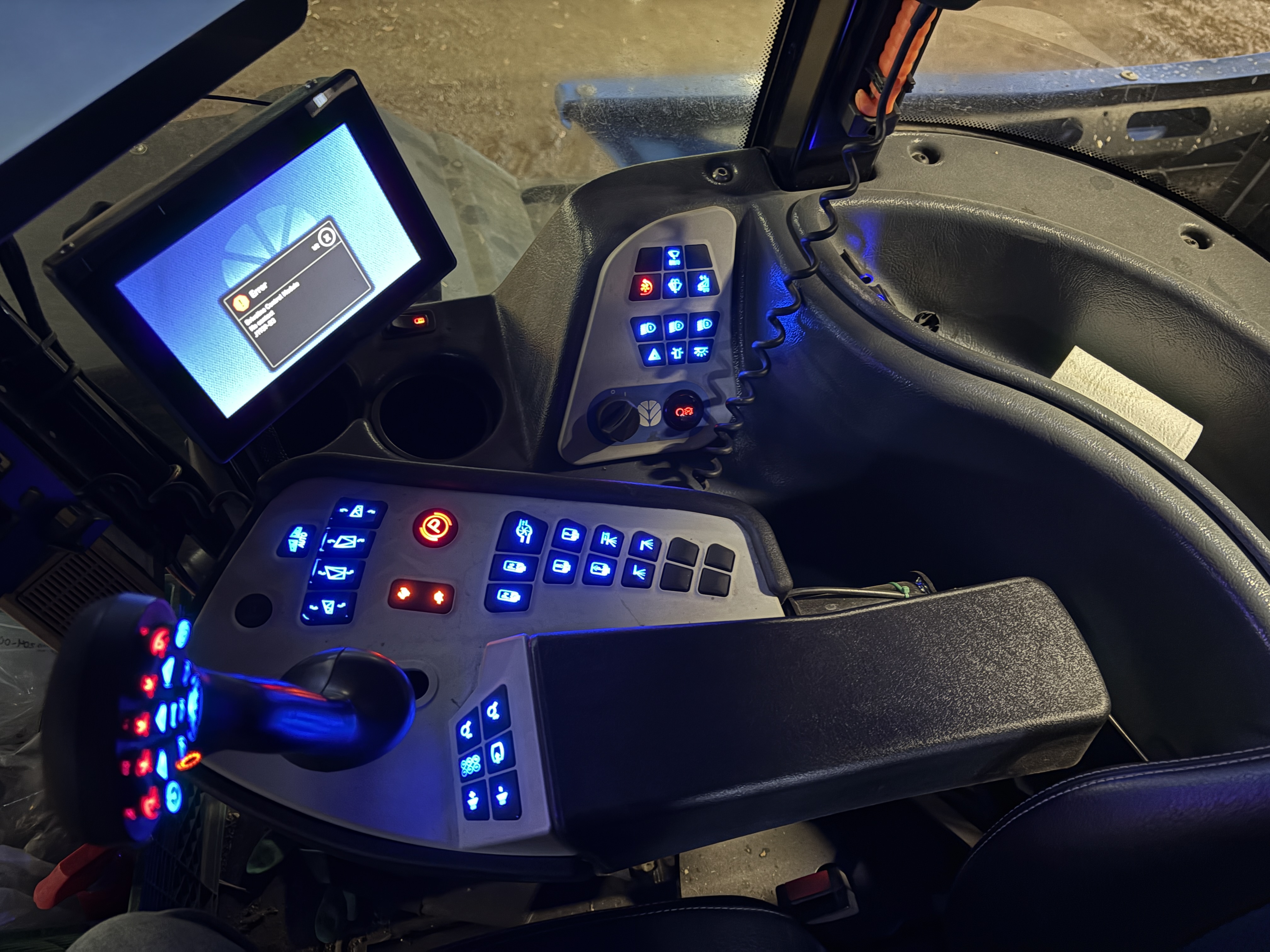 2022 New Holland SP.370F Sprayer/High Clearance