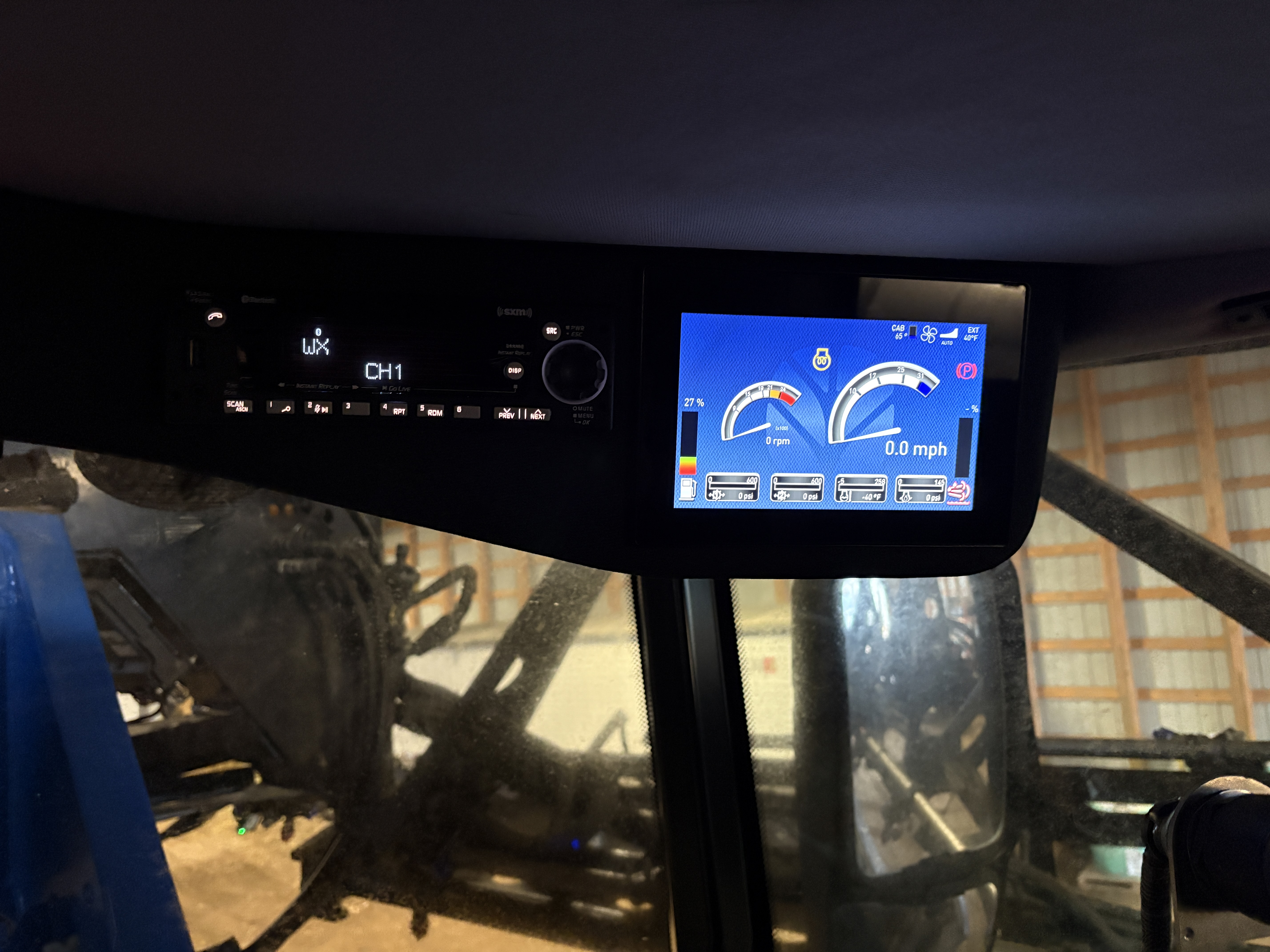 2022 New Holland SP.370F Sprayer/High Clearance