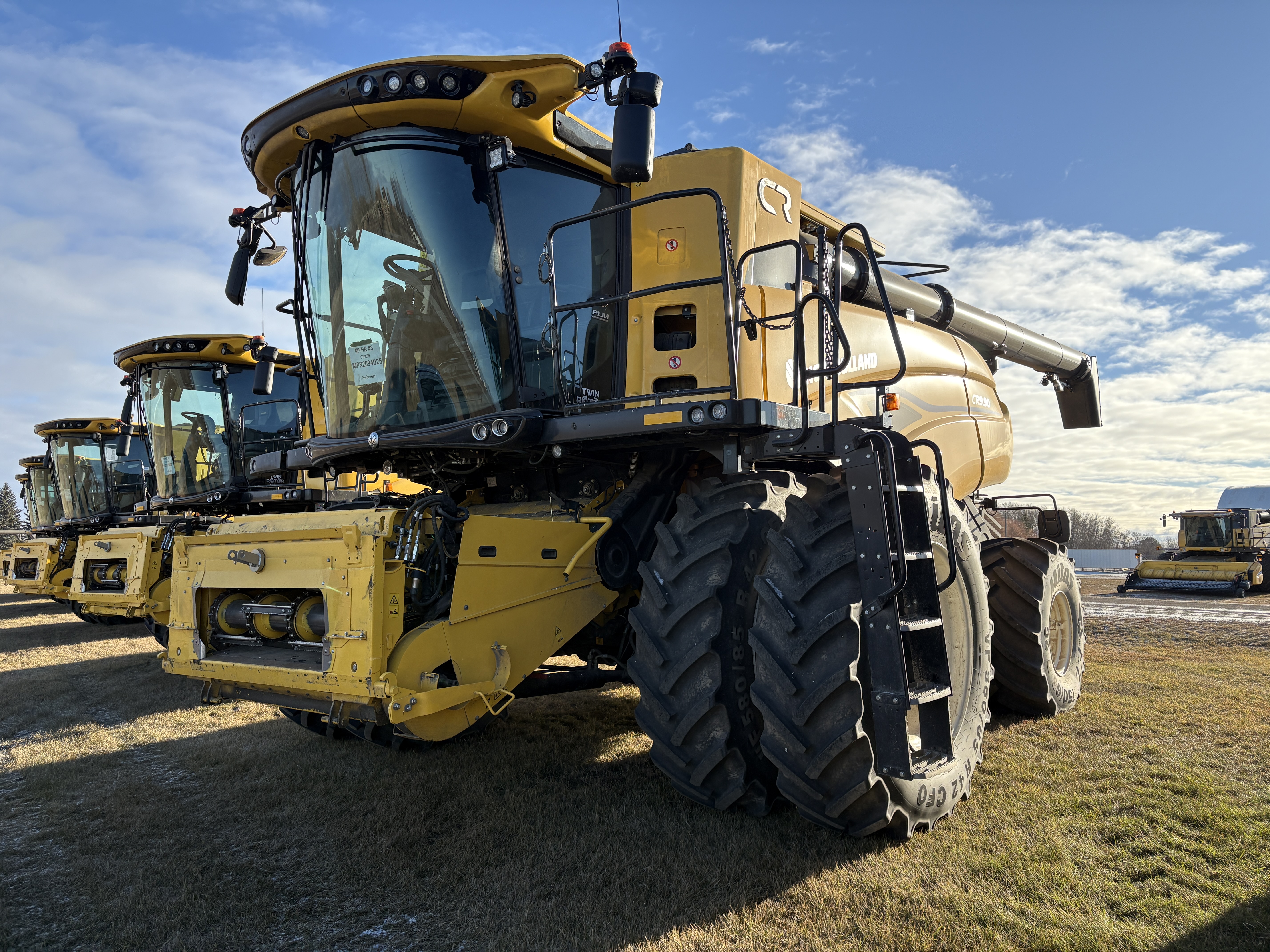 2024 New Holland CR9.90Z Combine