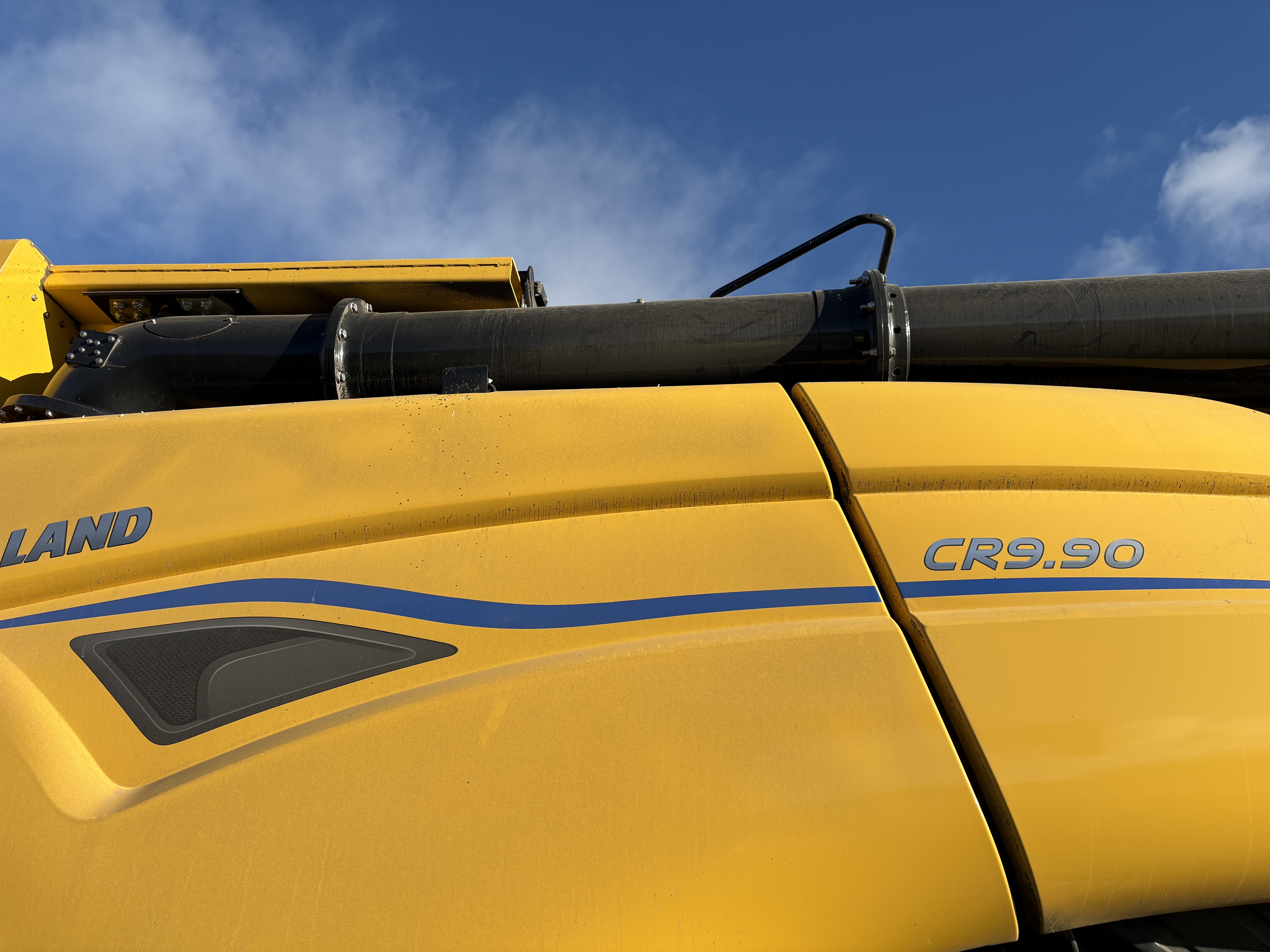 2024 New Holland CR9.90Z Combine