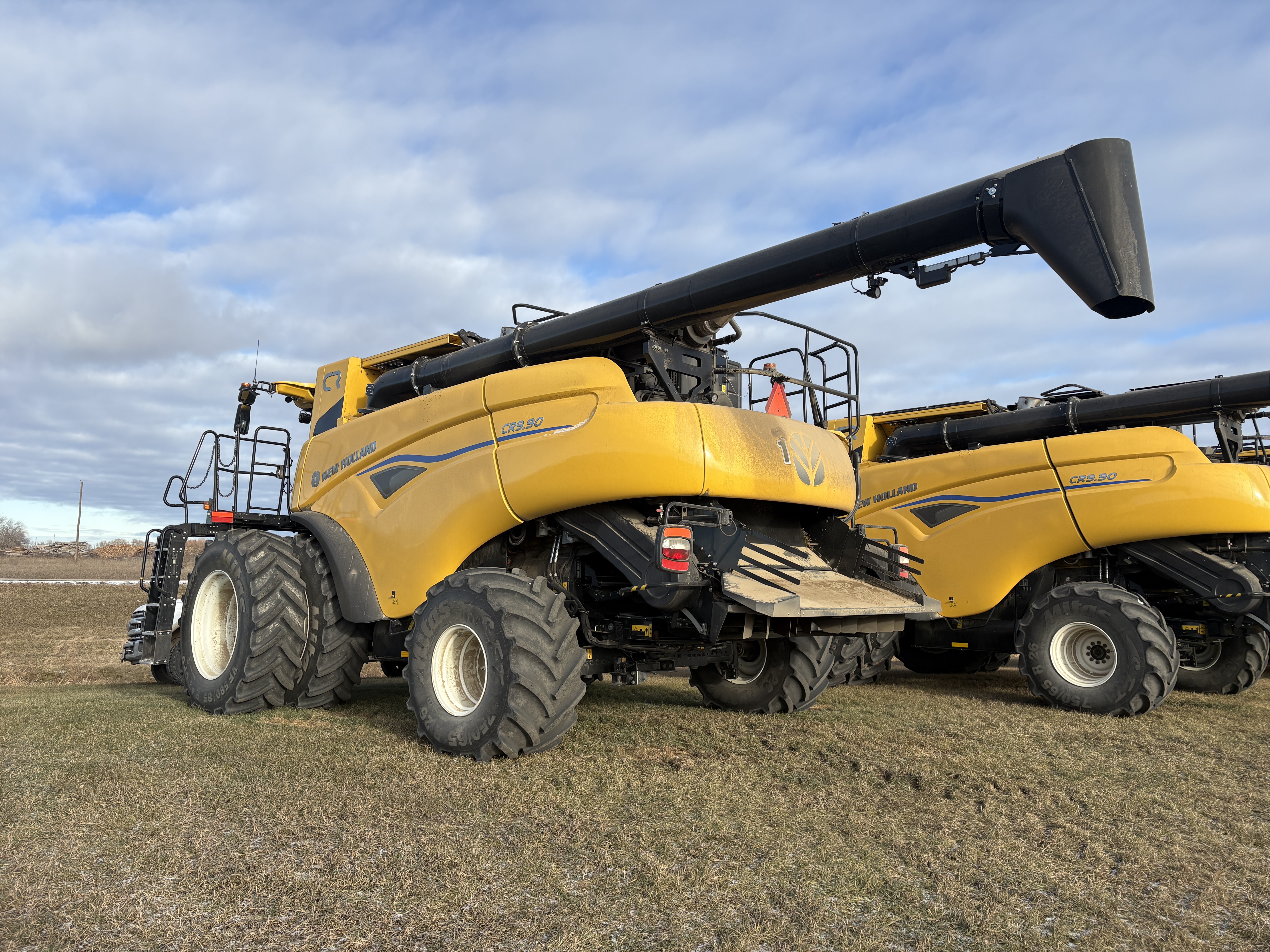 2024 New Holland CR9.90Z Combine