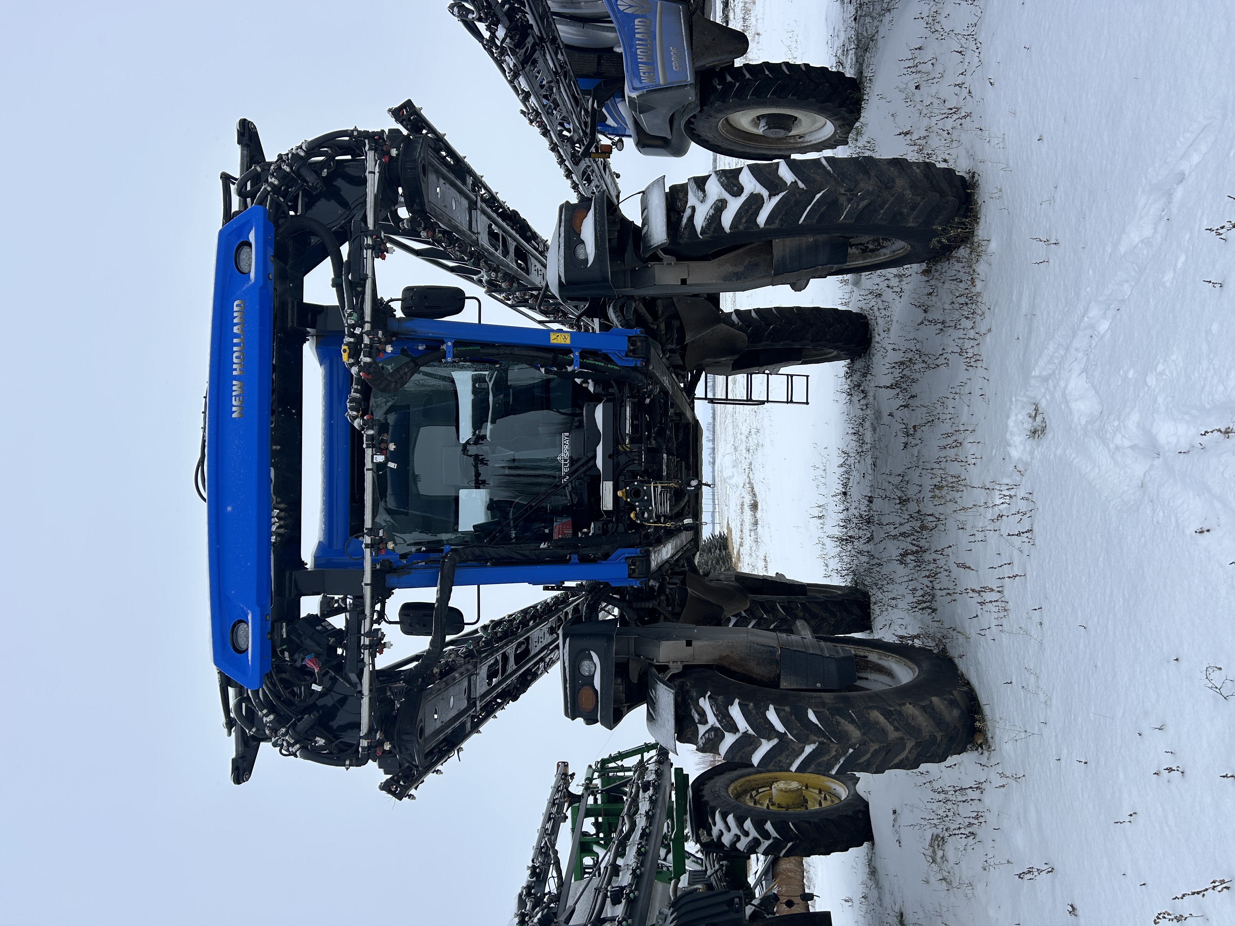 2025 New Holland SP.410F Sprayer/High Clearance