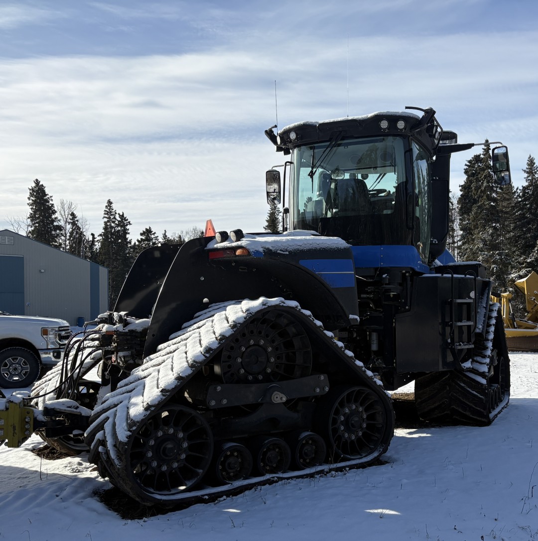 2024 New Holland T9.700 Tractor Rubber Track