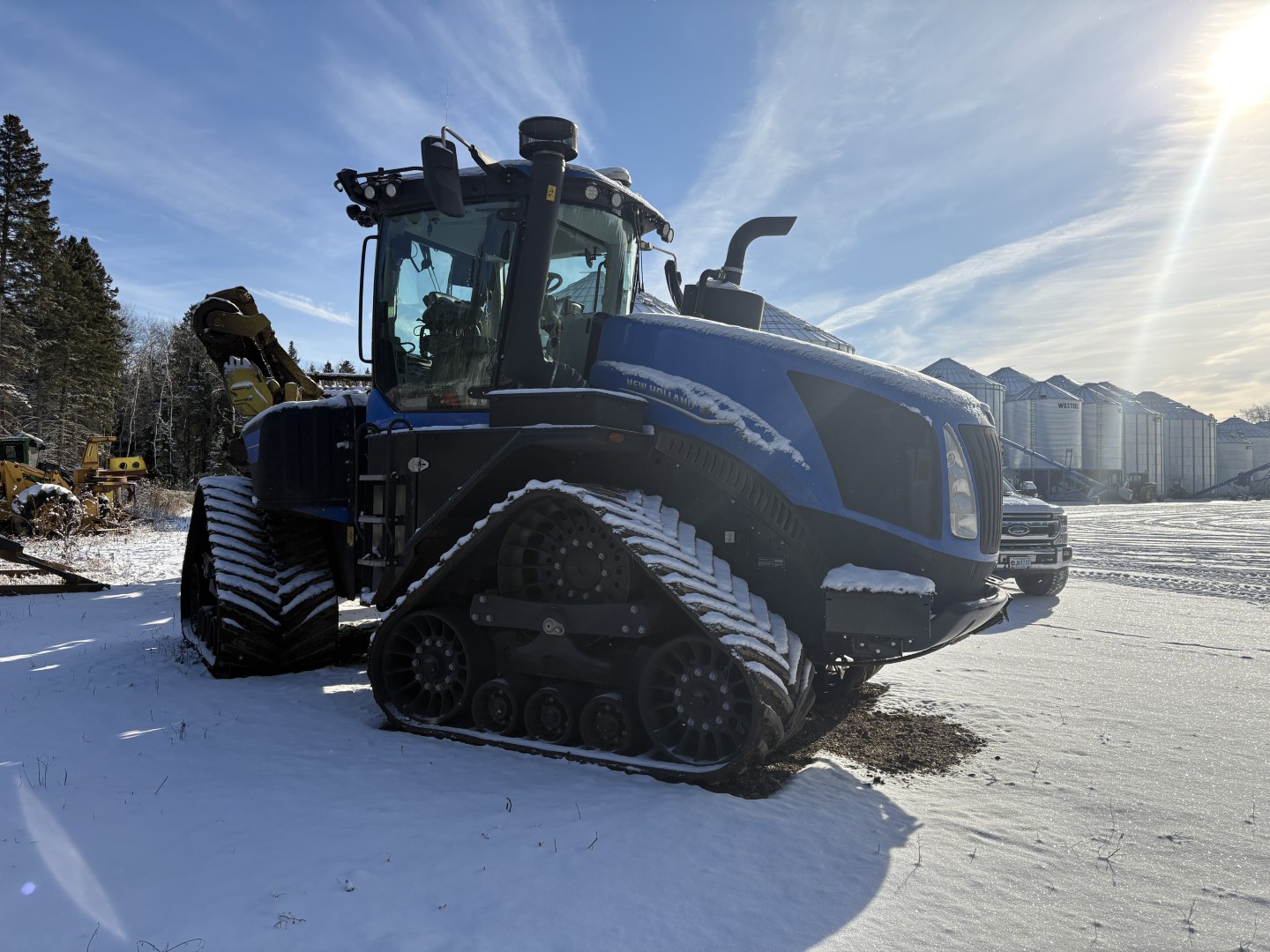 2024 New Holland T9.700 Tractor Rubber Track