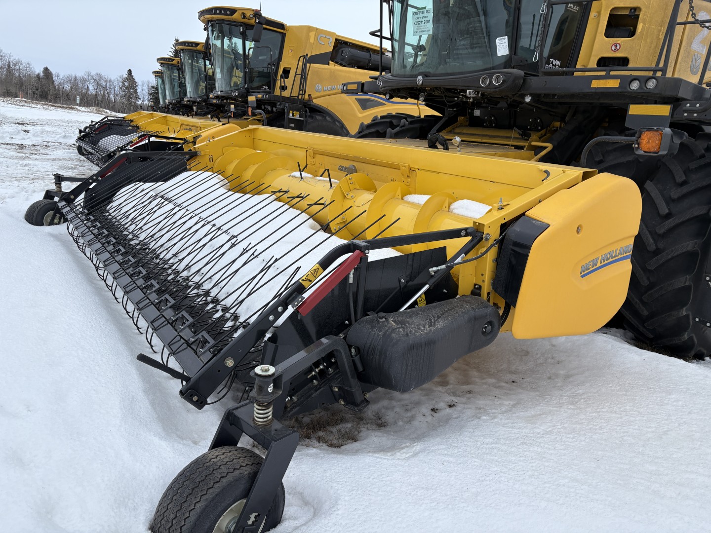 2025 New Holland CR8.90Z Combine