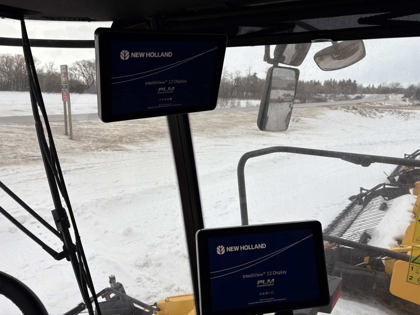 2025 New Holland CR8.90Z Combine