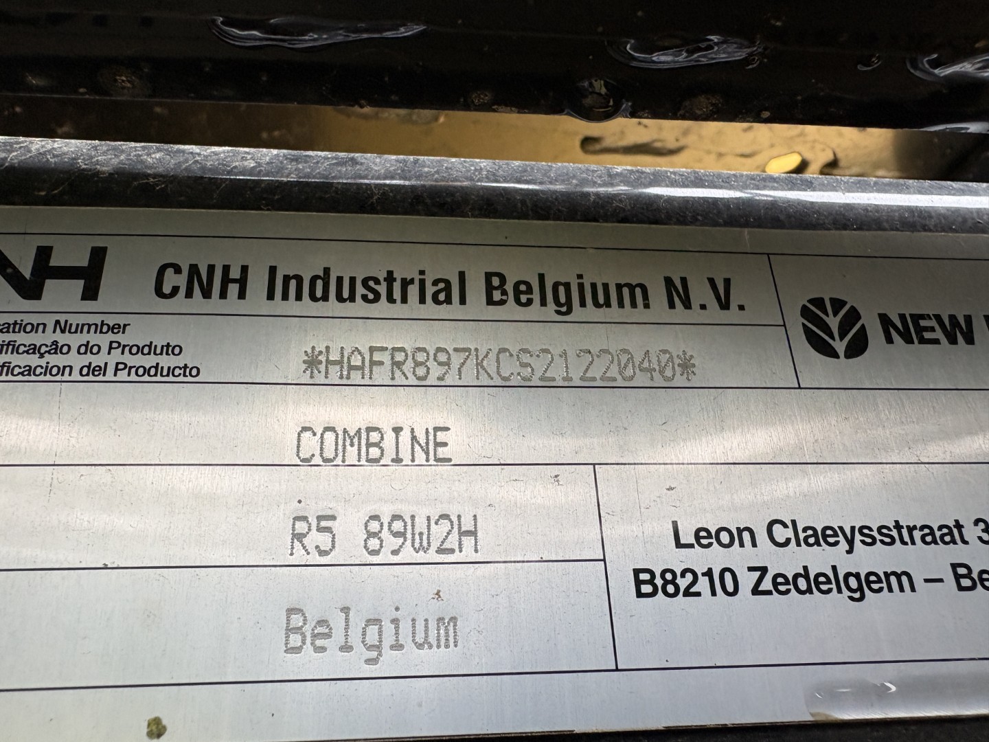 2025 New Holland CR8.90Z Combine